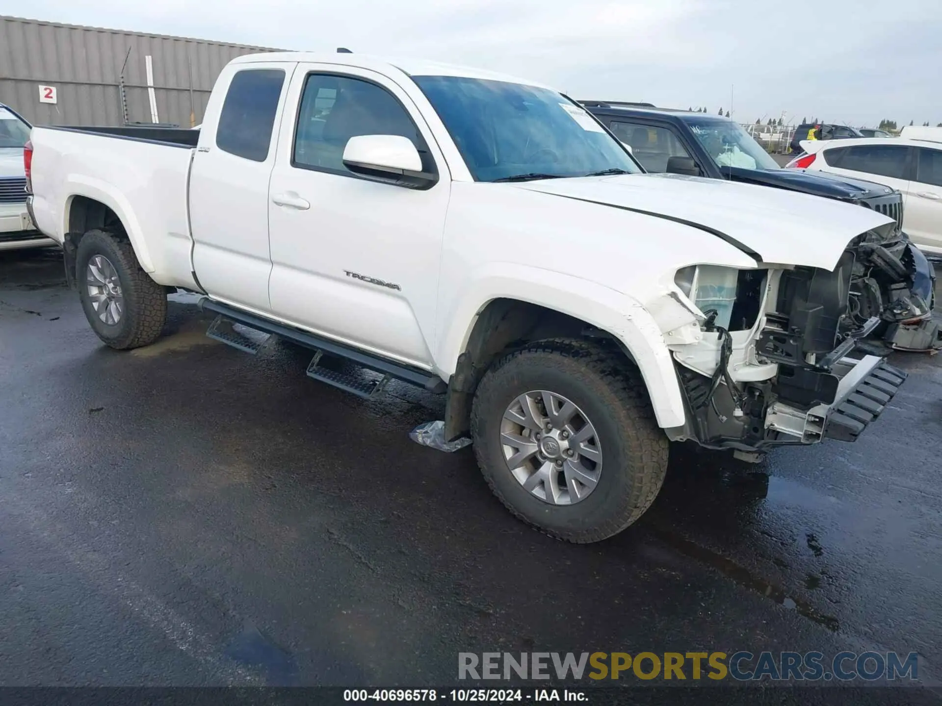 1 Photograph of a damaged car 5TFRZ5CN3KX085007 TOYOTA TACOMA 2019