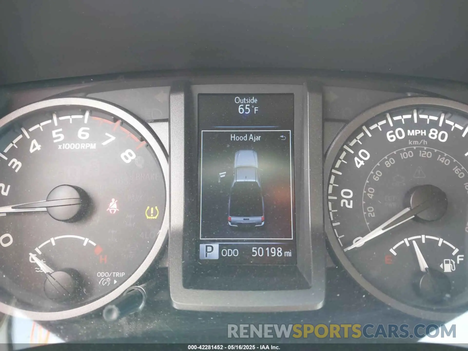 7 Photograph of a damaged car 5TFRZ5CN6KX083137 TOYOTA TACOMA 2019