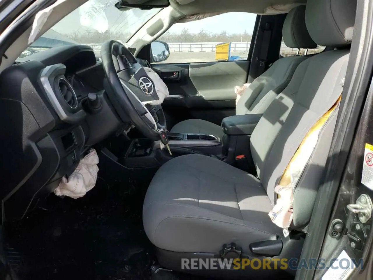 7 Photograph of a damaged car 5TFRZ5CN9KX084007 TOYOTA TACOMA 2019