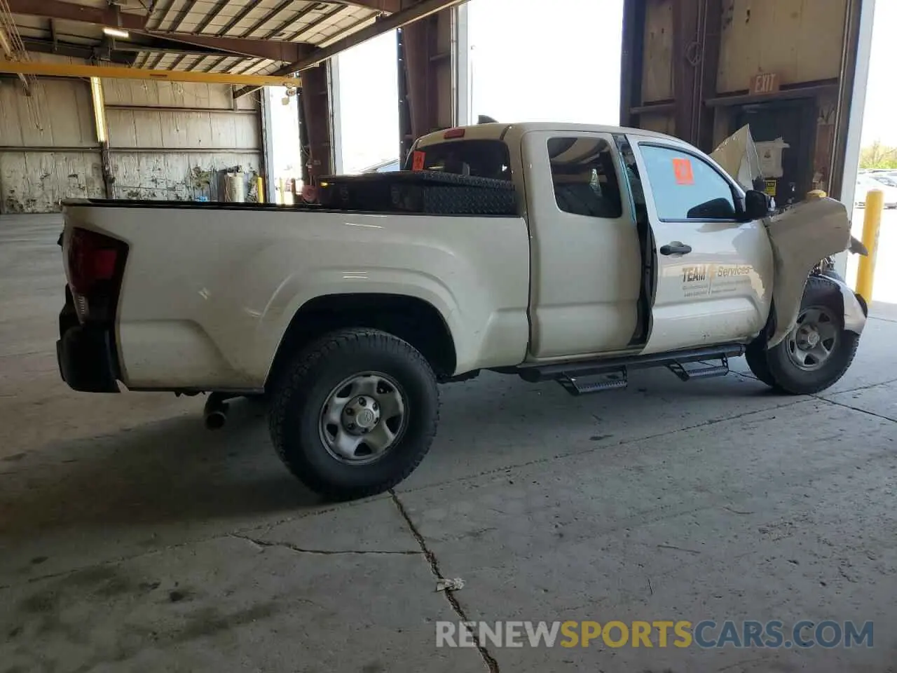 3 Photograph of a damaged car 5TFSX5EN0KX063759 TOYOTA TACOMA 2019