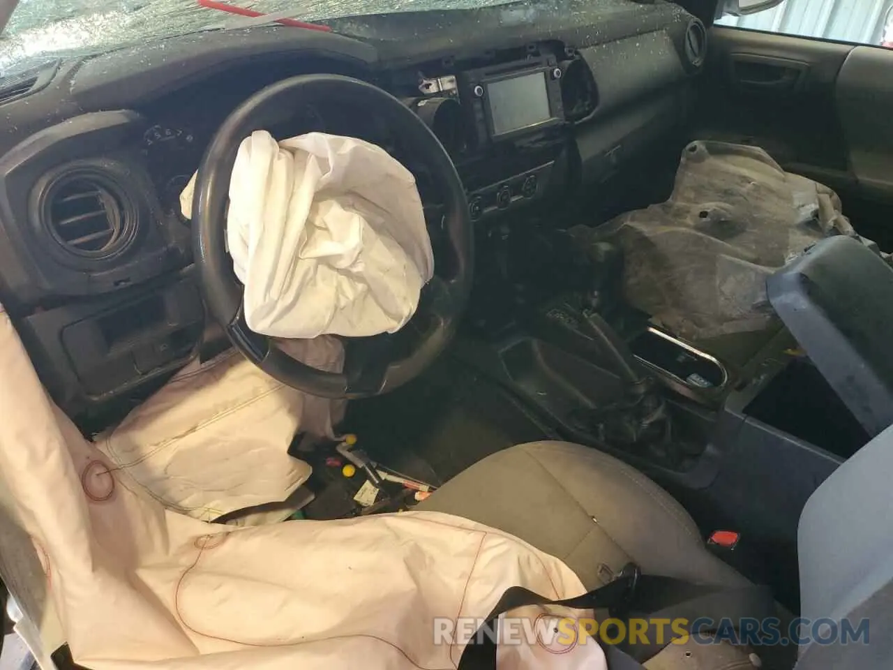 8 Photograph of a damaged car 5TFSX5EN0KX063759 TOYOTA TACOMA 2019