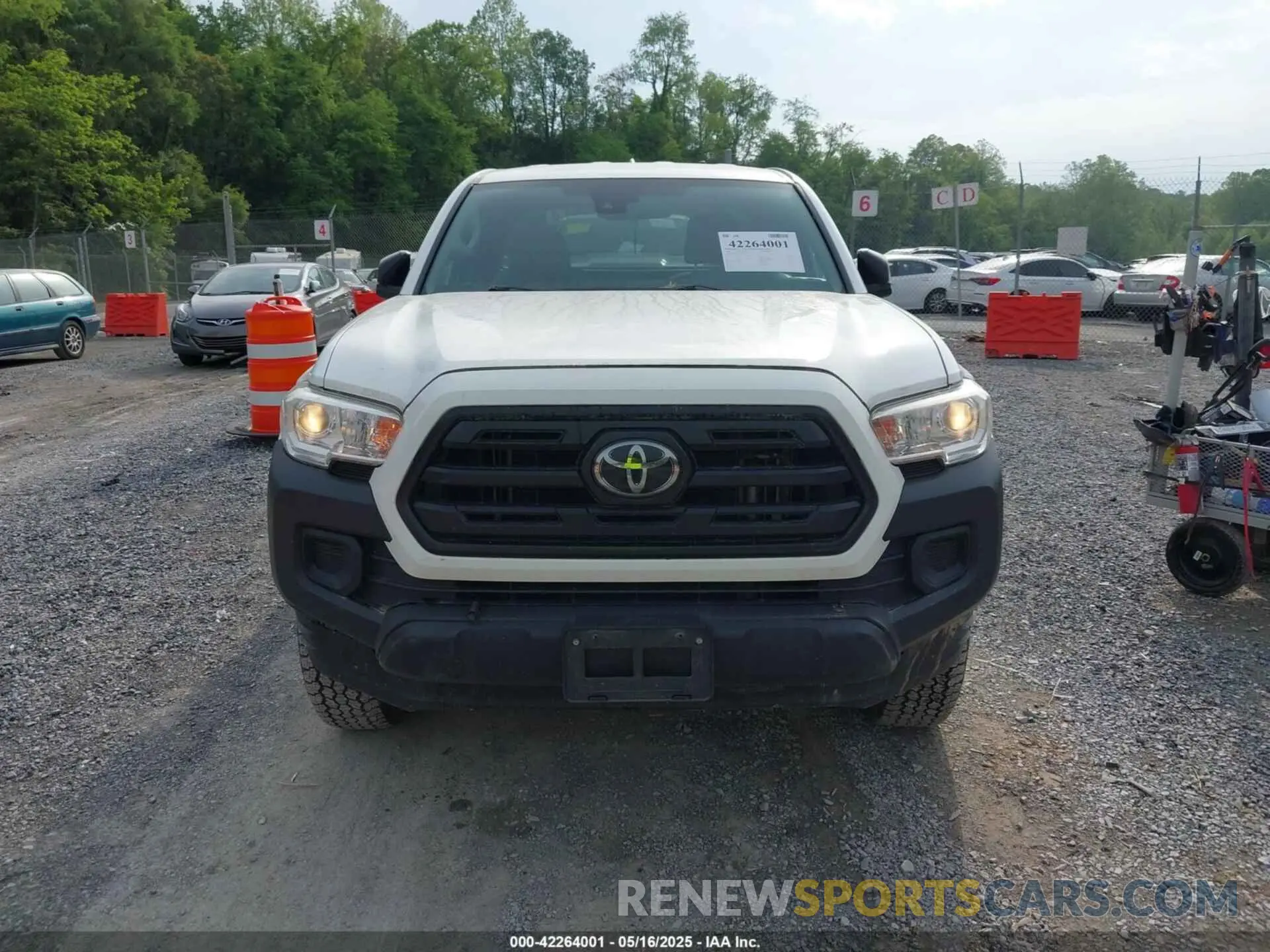 12 Photograph of a damaged car 5TFSX5EN1KX067514 TOYOTA TACOMA 2019
