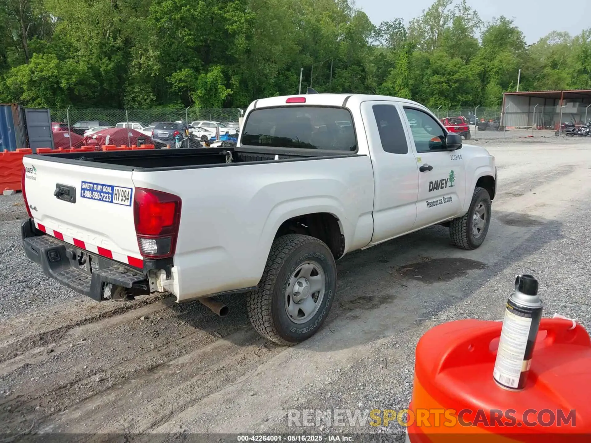 4 Photograph of a damaged car 5TFSX5EN1KX067514 TOYOTA TACOMA 2019