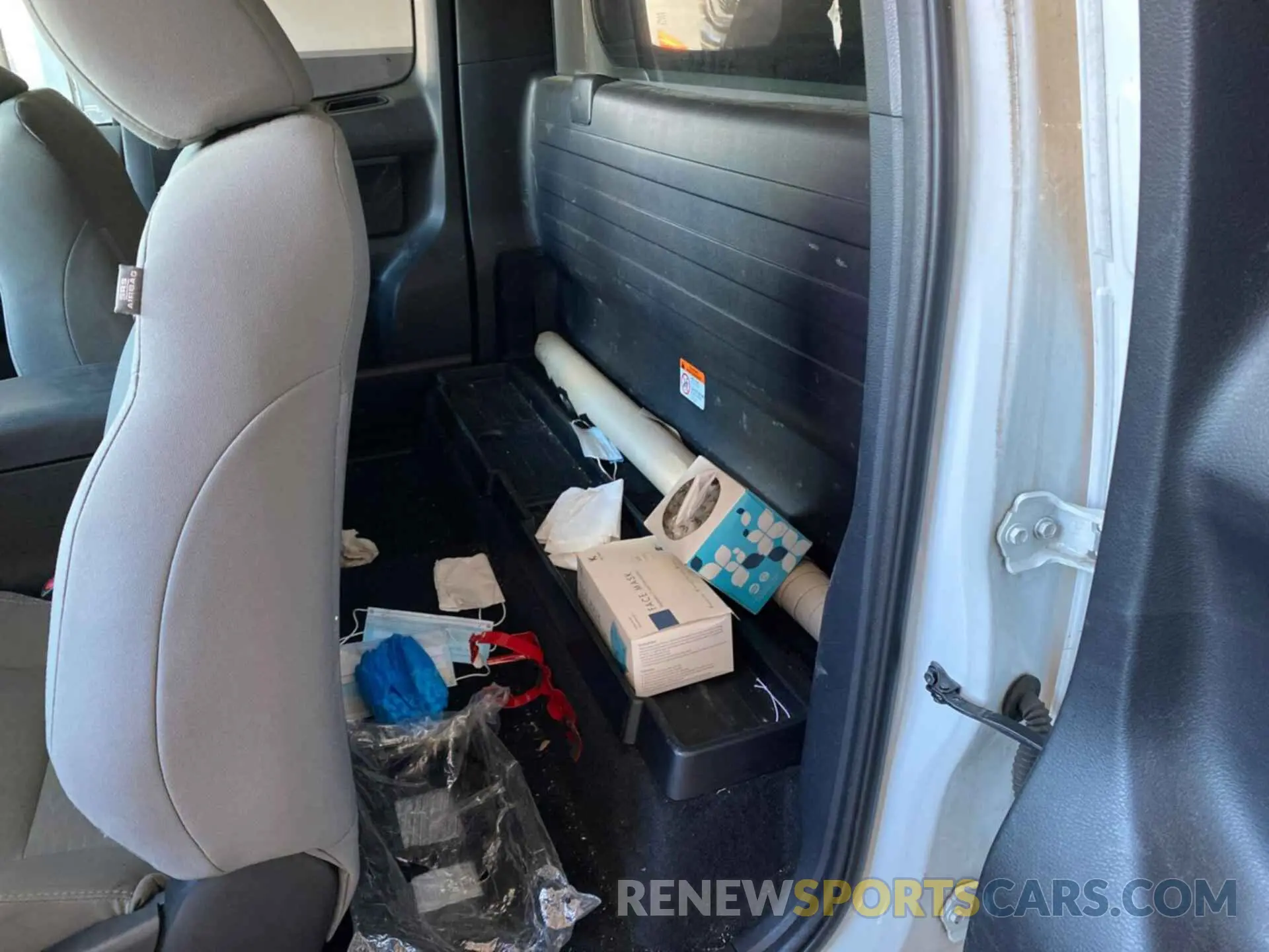 16 Photograph of a damaged car 5TFSX5EN2KX065772 TOYOTA TACOMA 2019