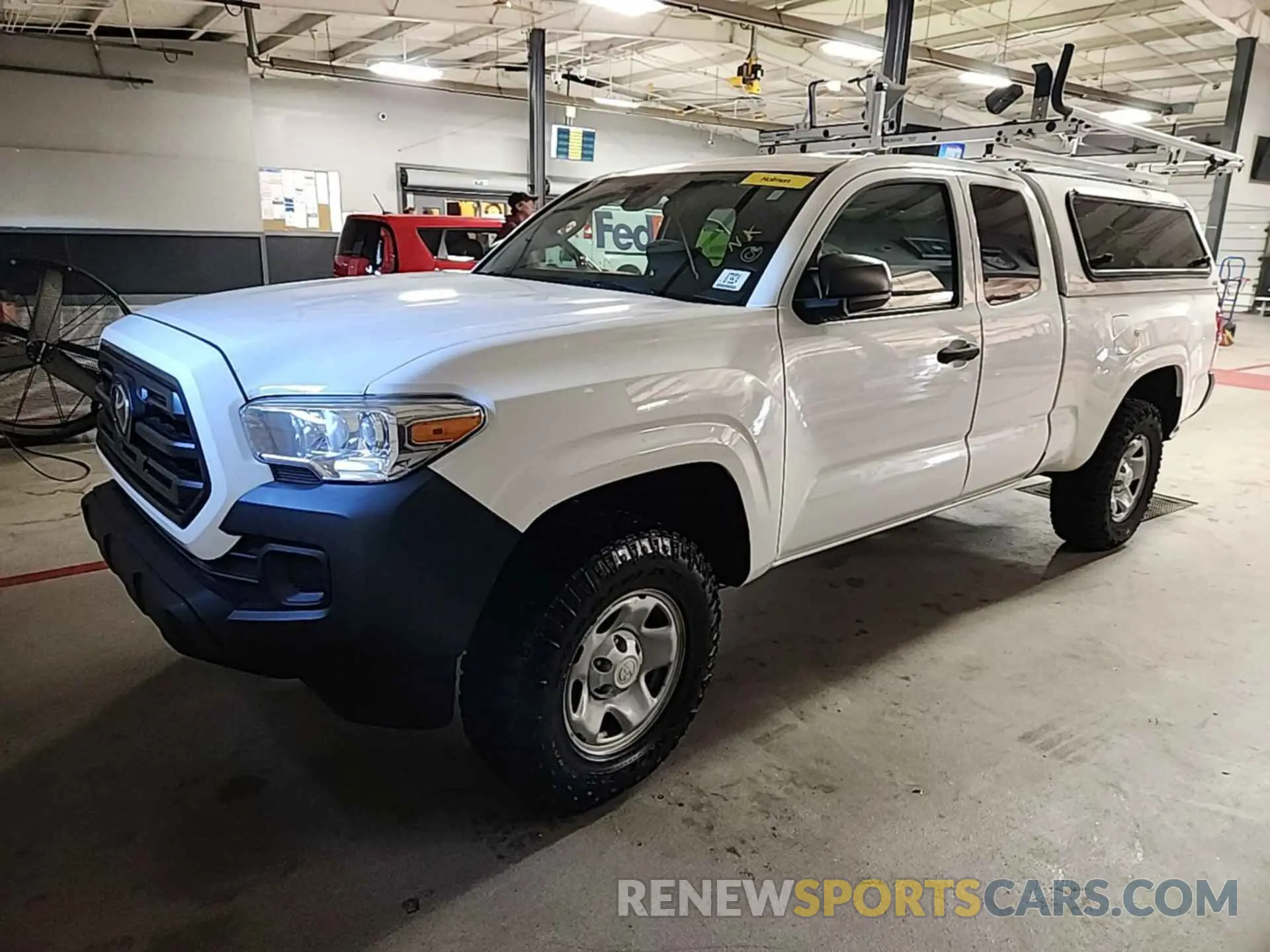 2 Photograph of a damaged car 5TFSX5EN2KX065772 TOYOTA TACOMA 2019