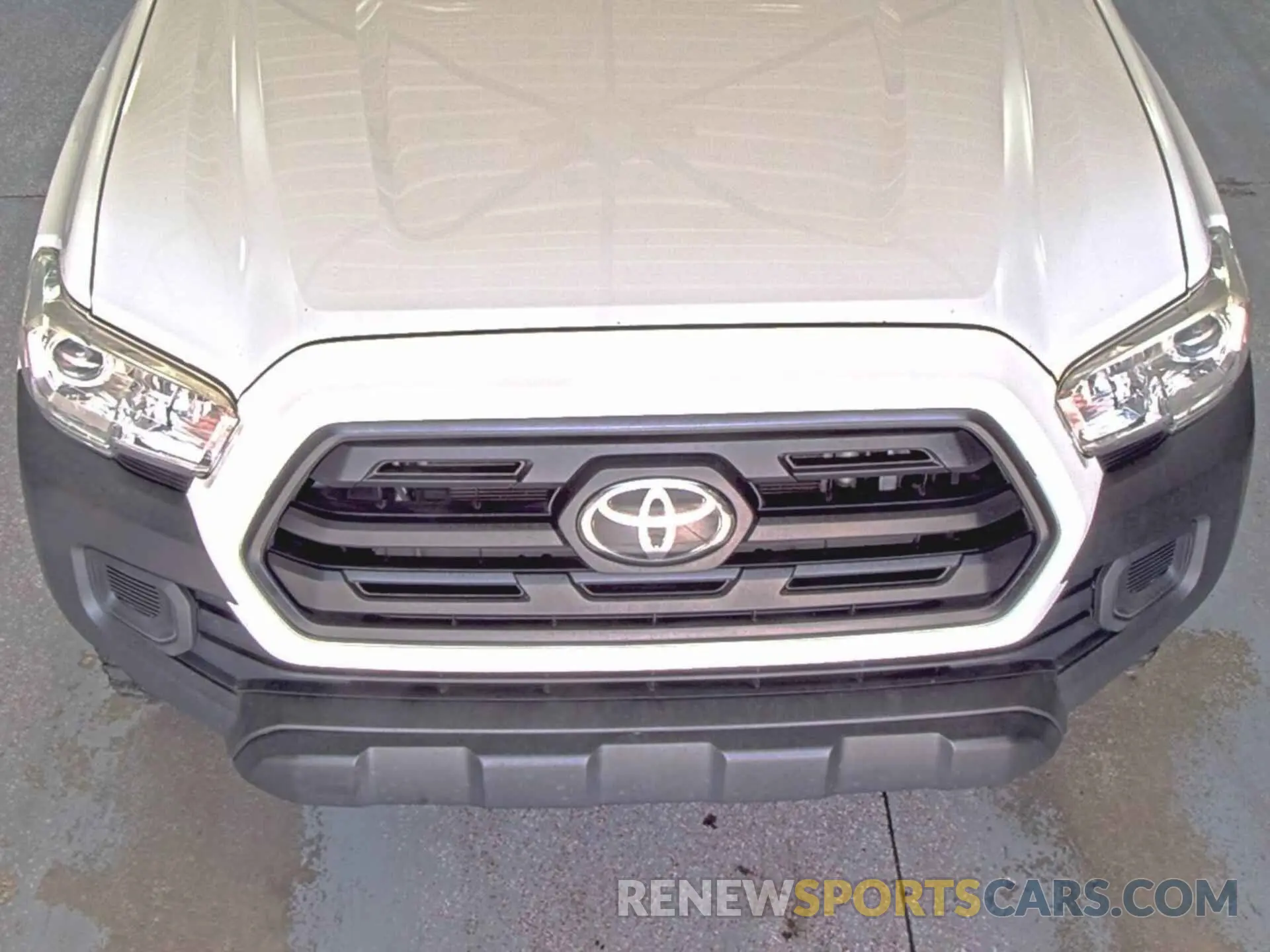 9 Photograph of a damaged car 5TFSX5EN2KX065772 TOYOTA TACOMA 2019
