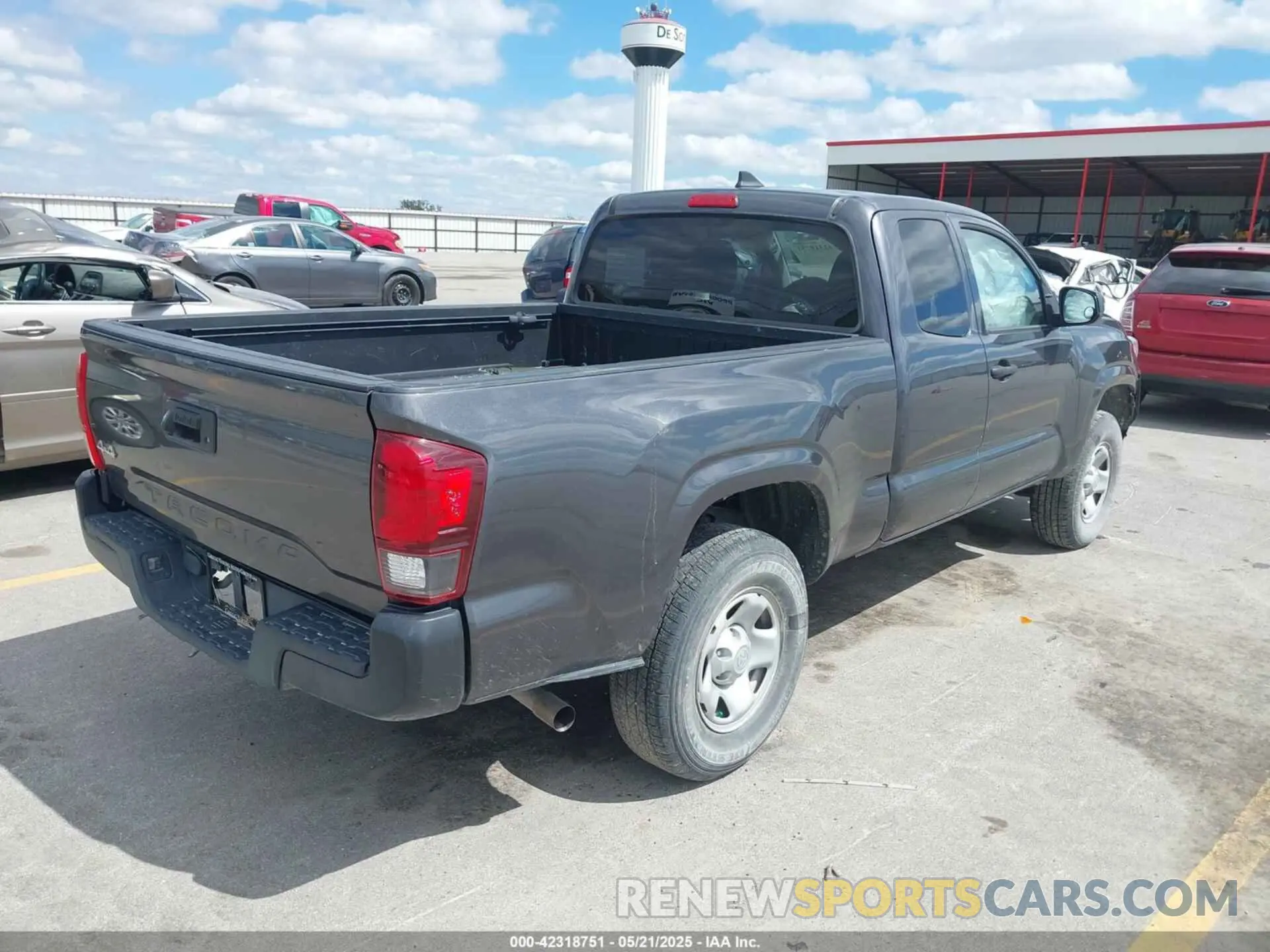 4 Photograph of a damaged car 5TFSX5EN4KX070181 TOYOTA TACOMA 2019