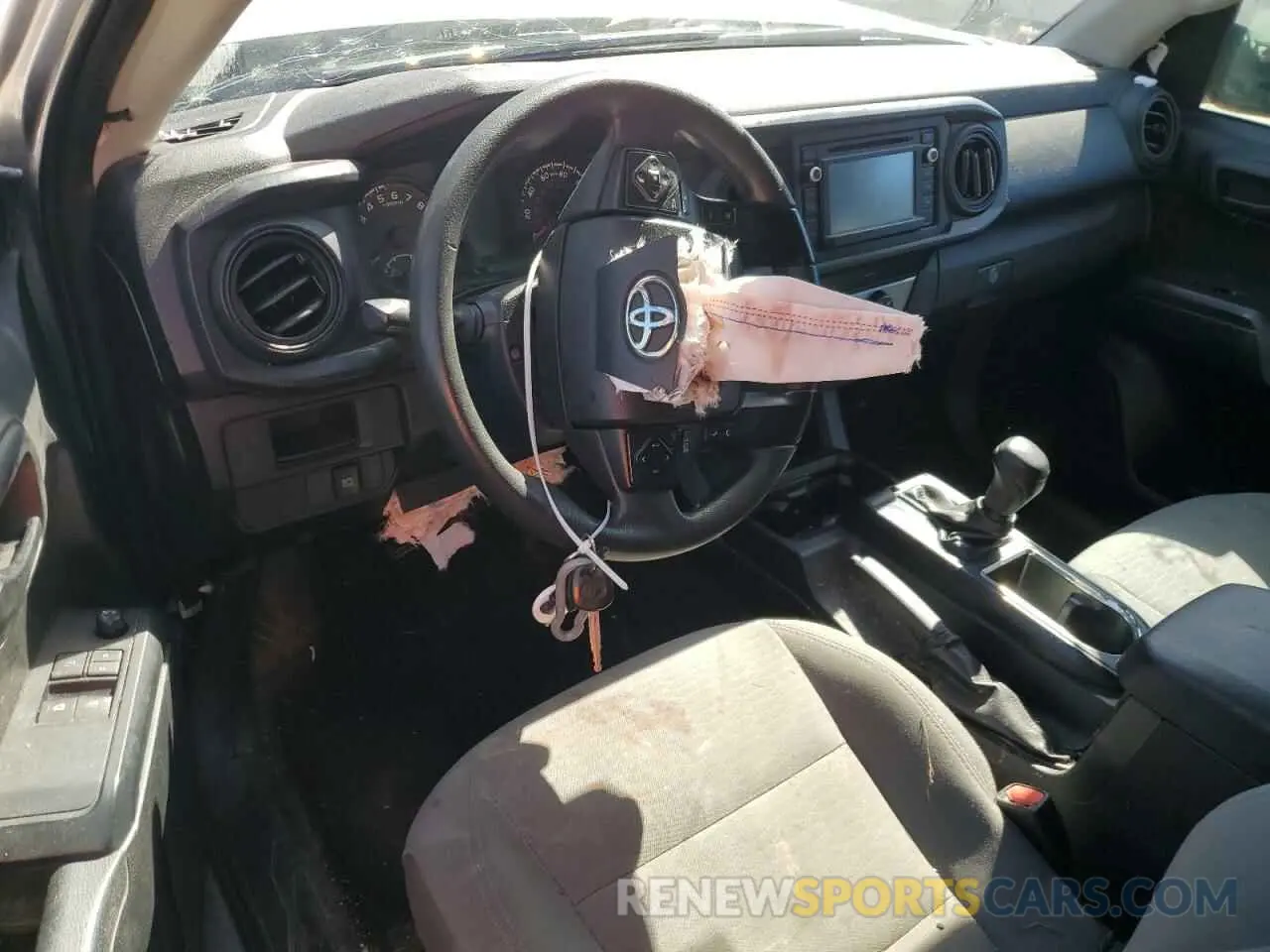 8 Photograph of a damaged car 5TFSX5EN5KX068701 TOYOTA TACOMA 2019