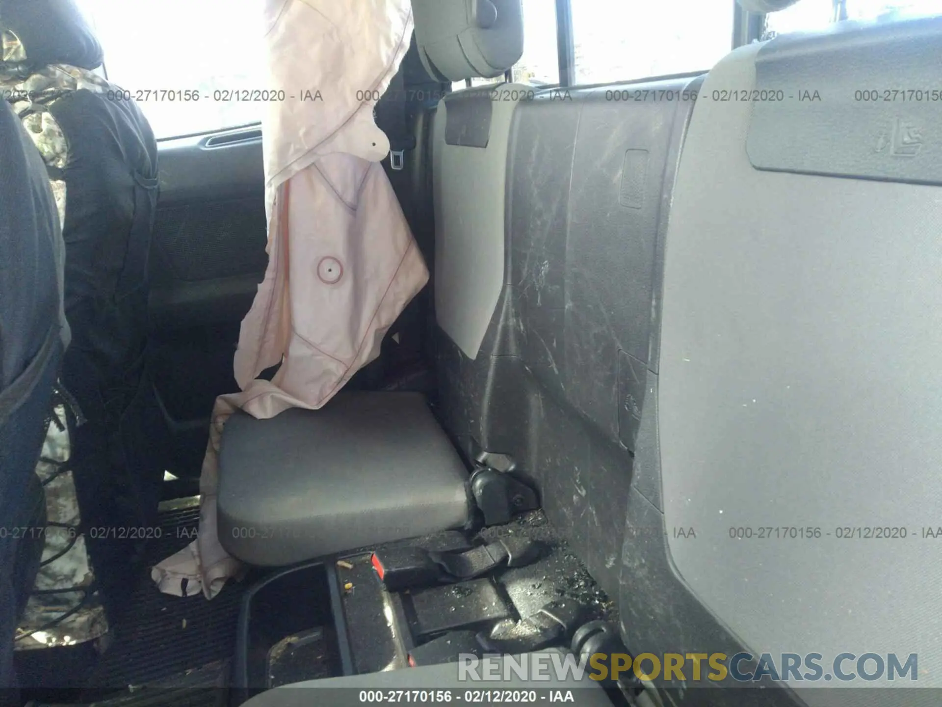 8 Photograph of a damaged car 5TFSX5EN7KX066237 TOYOTA TACOMA 2019