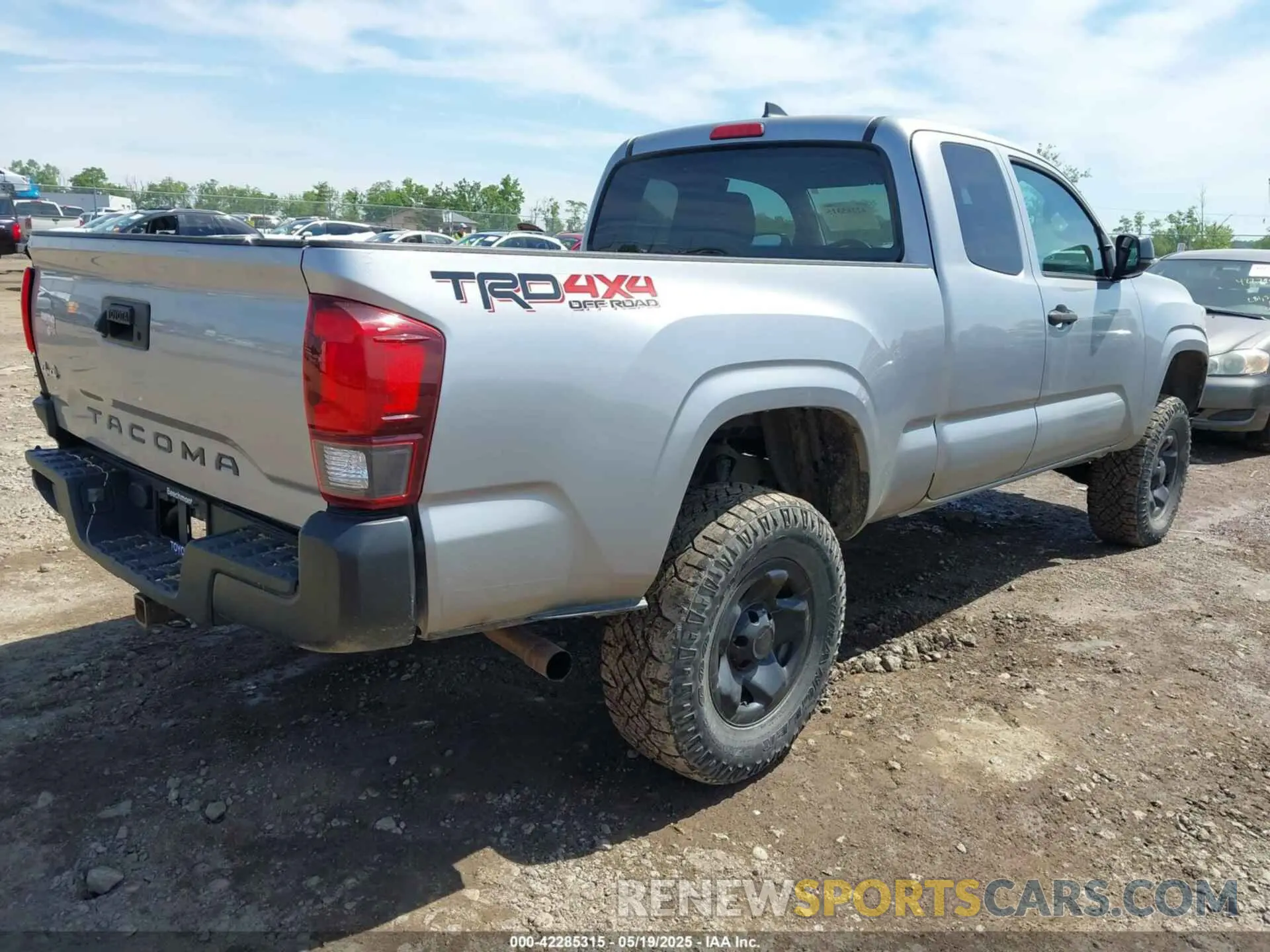4 Photograph of a damaged car 5TFSX5EN7KX067145 TOYOTA TACOMA 2019