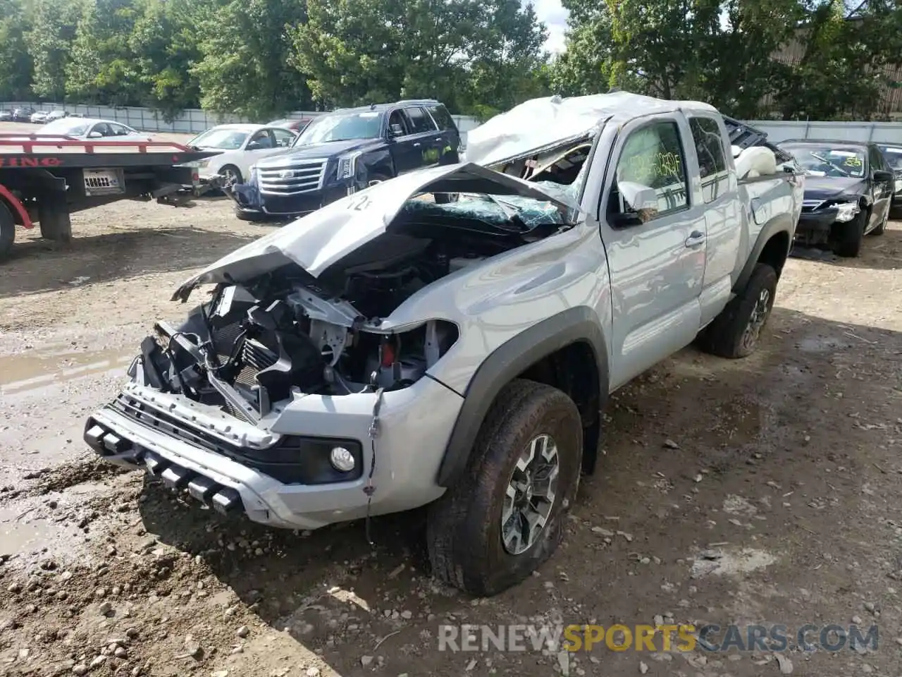 2 Photograph of a damaged car 5TFSZ5AN0KX175591 TOYOTA TACOMA 2019