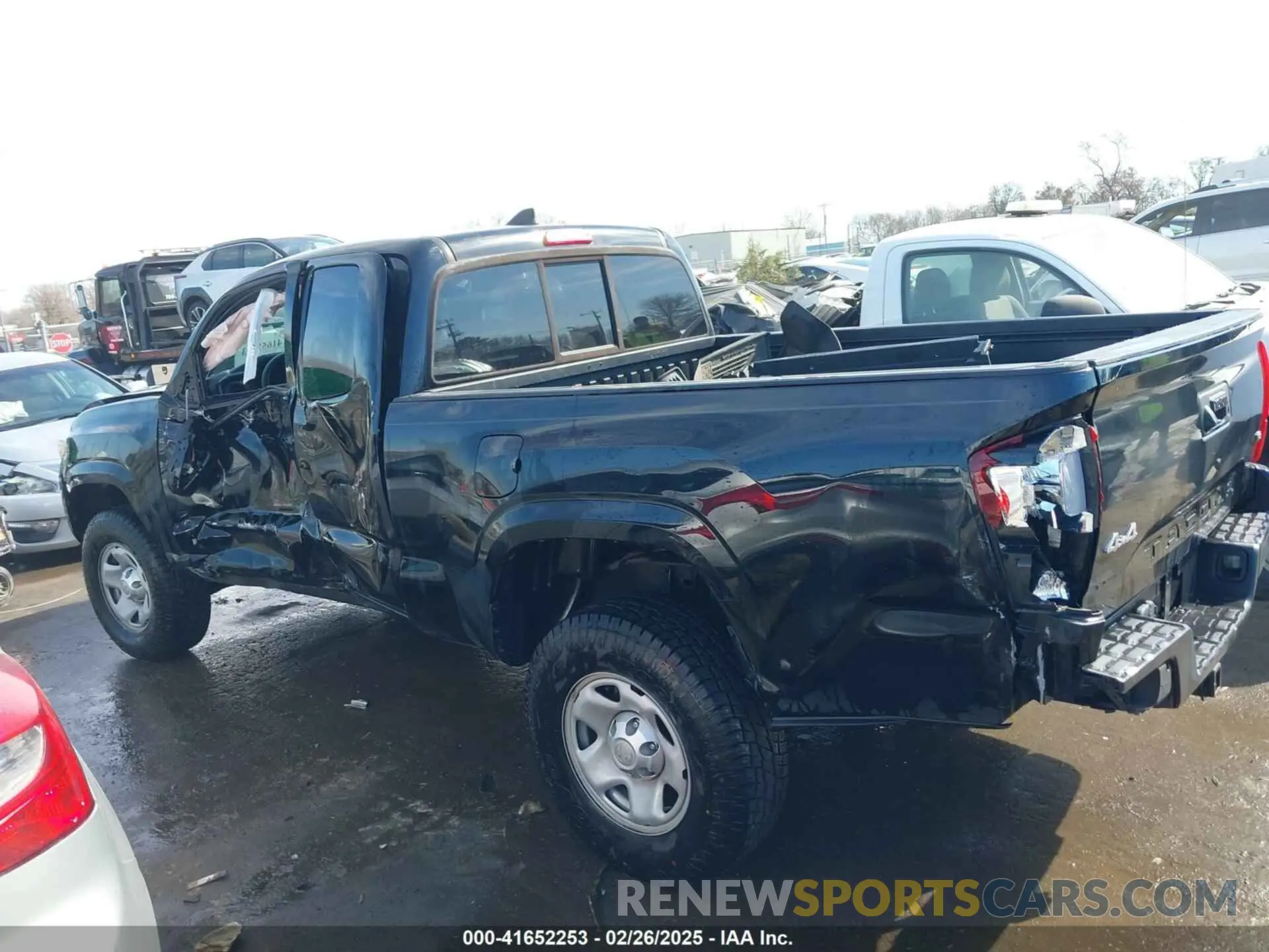 14 Photograph of a damaged car 5TFSZ5AN1KX180802 TOYOTA TACOMA 2019