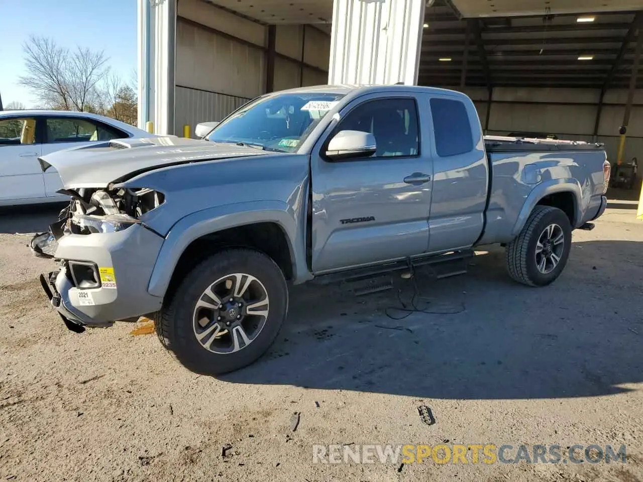 1 Photograph of a damaged car 5TFSZ5AN1KX182002 TOYOTA TACOMA 2019