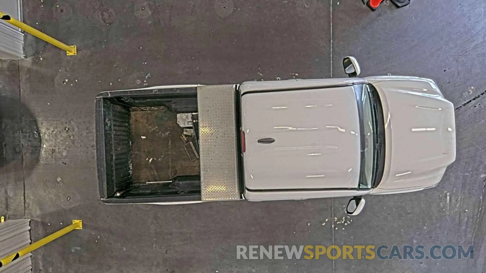 26 Photograph of a damaged car 5TFSZ5AN2KX194692 TOYOTA TACOMA 2019
