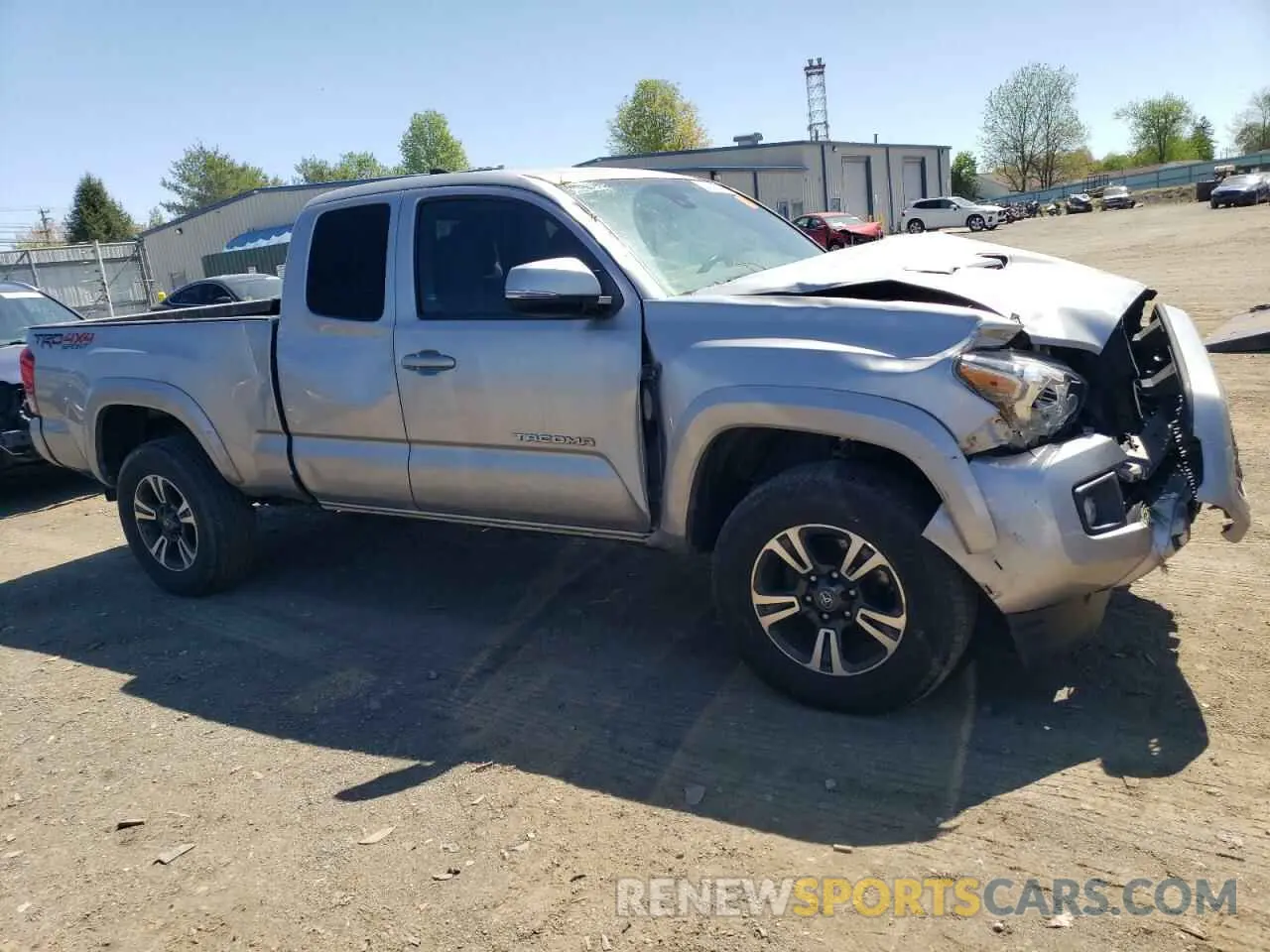4 Photograph of a damaged car 5TFSZ5AN3KX205733 TOYOTA TACOMA 2019