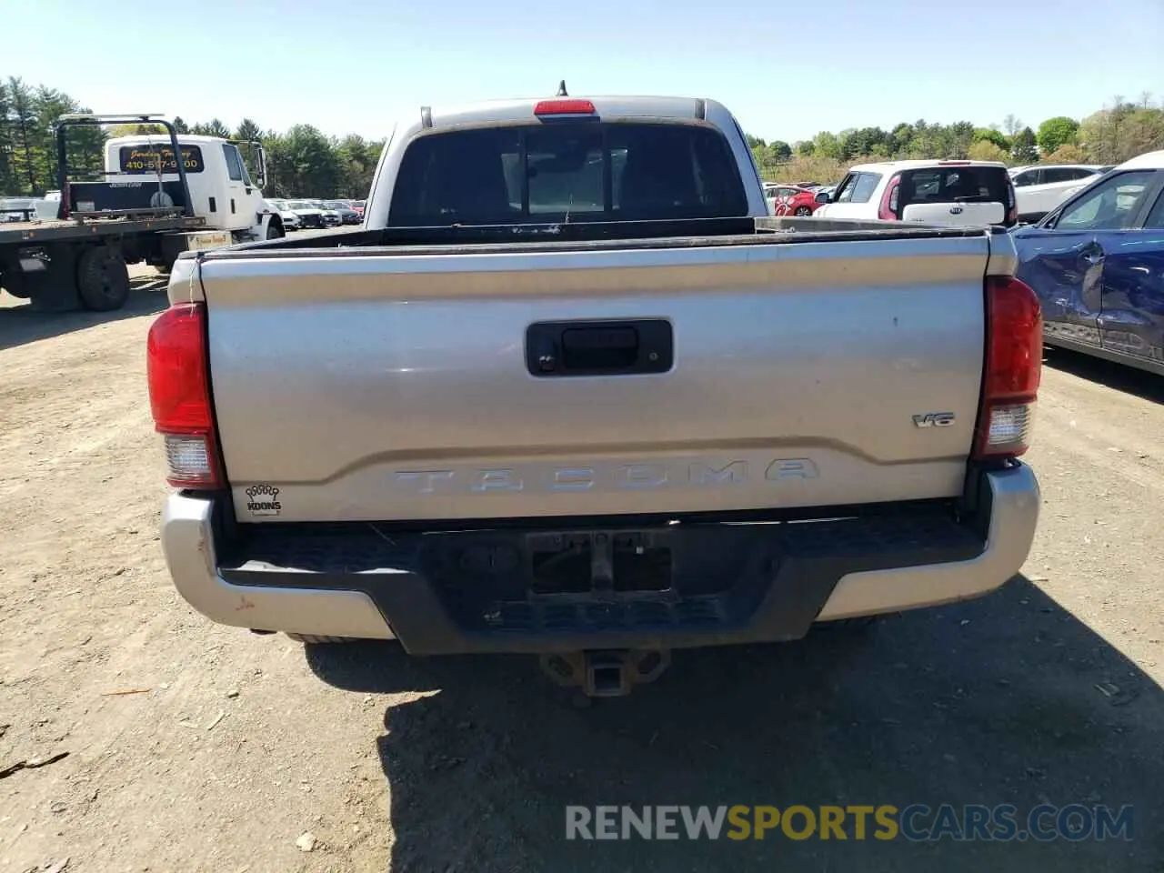 6 Photograph of a damaged car 5TFSZ5AN3KX205733 TOYOTA TACOMA 2019