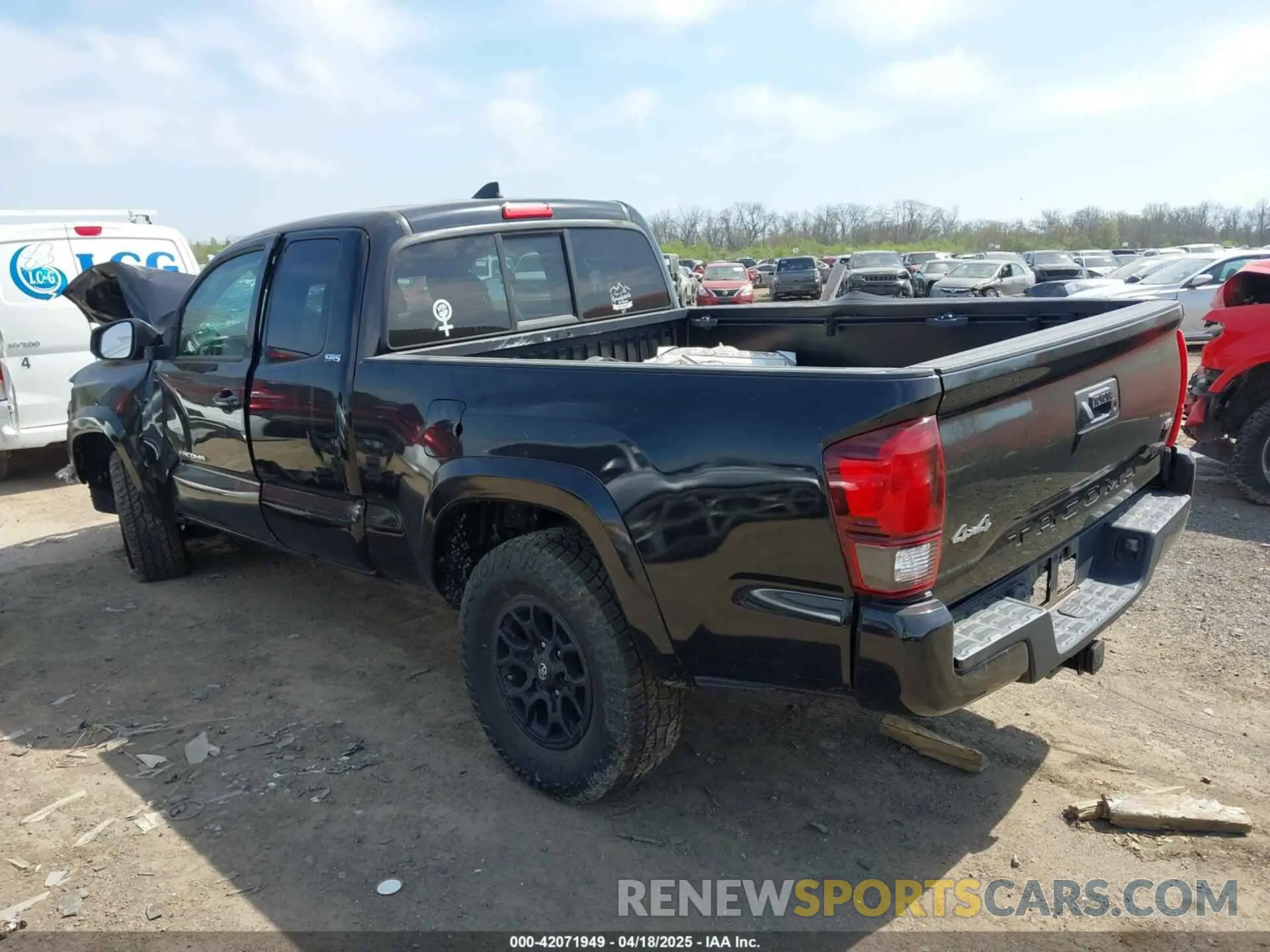 3 Photograph of a damaged car 5TFSZ5AN4KX185590 TOYOTA TACOMA 2019
