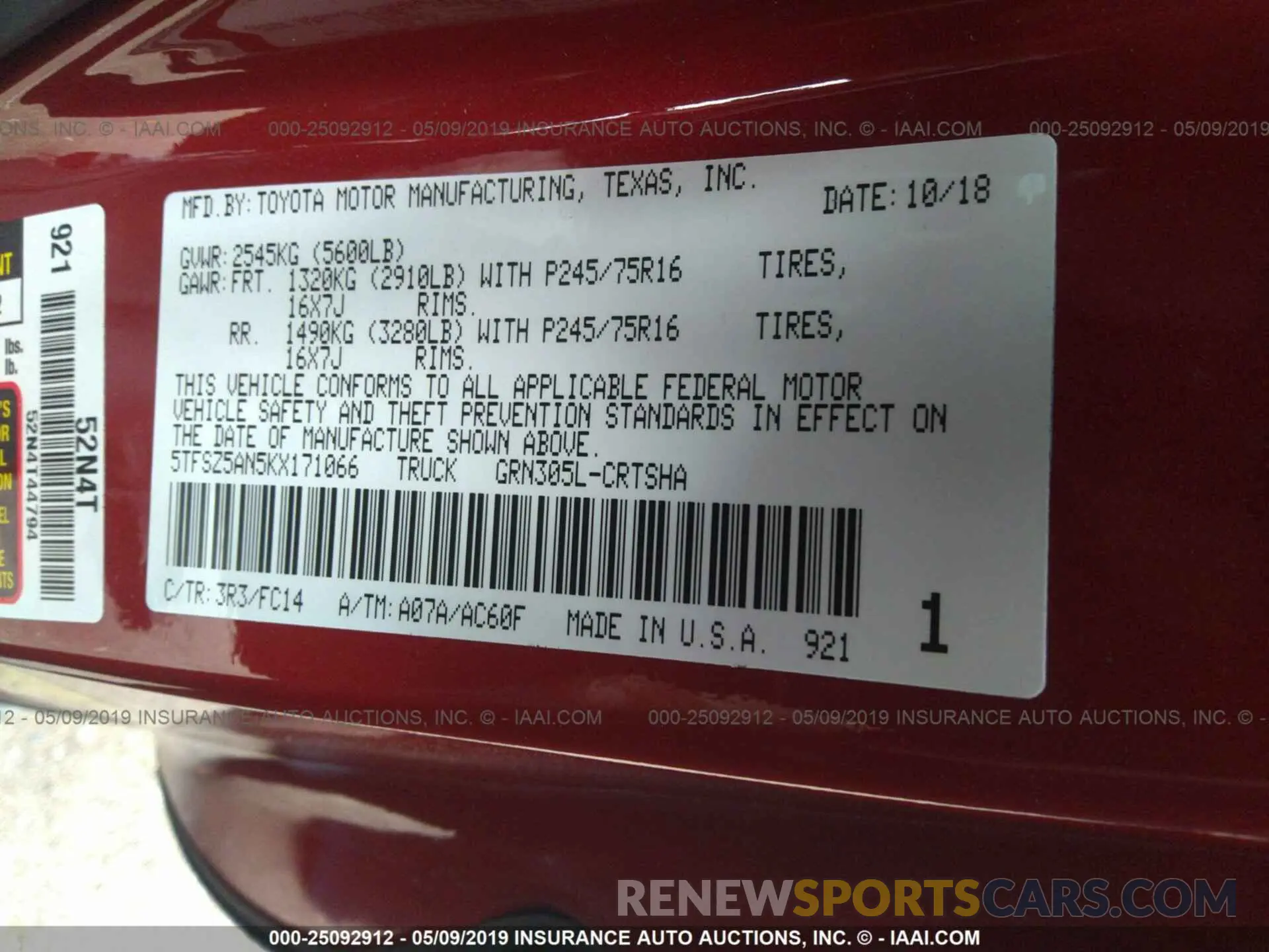 9 Photograph of a damaged car 5TFSZ5AN5KX171066 TOYOTA TACOMA 2019
