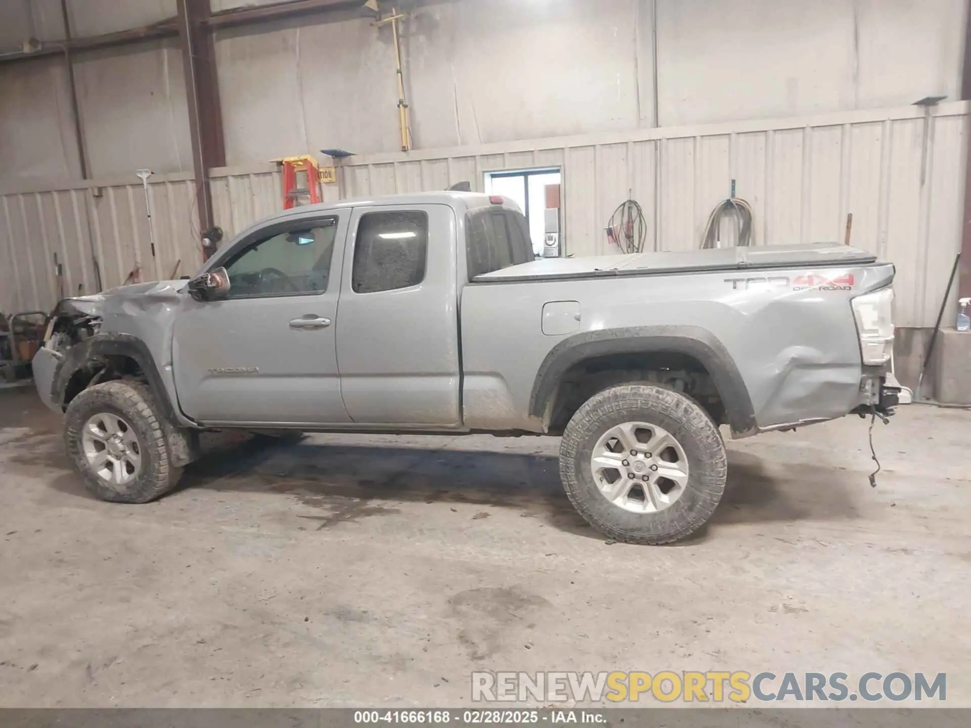 14 Photograph of a damaged car 5TFSZ5AN5KX175795 TOYOTA TACOMA 2019