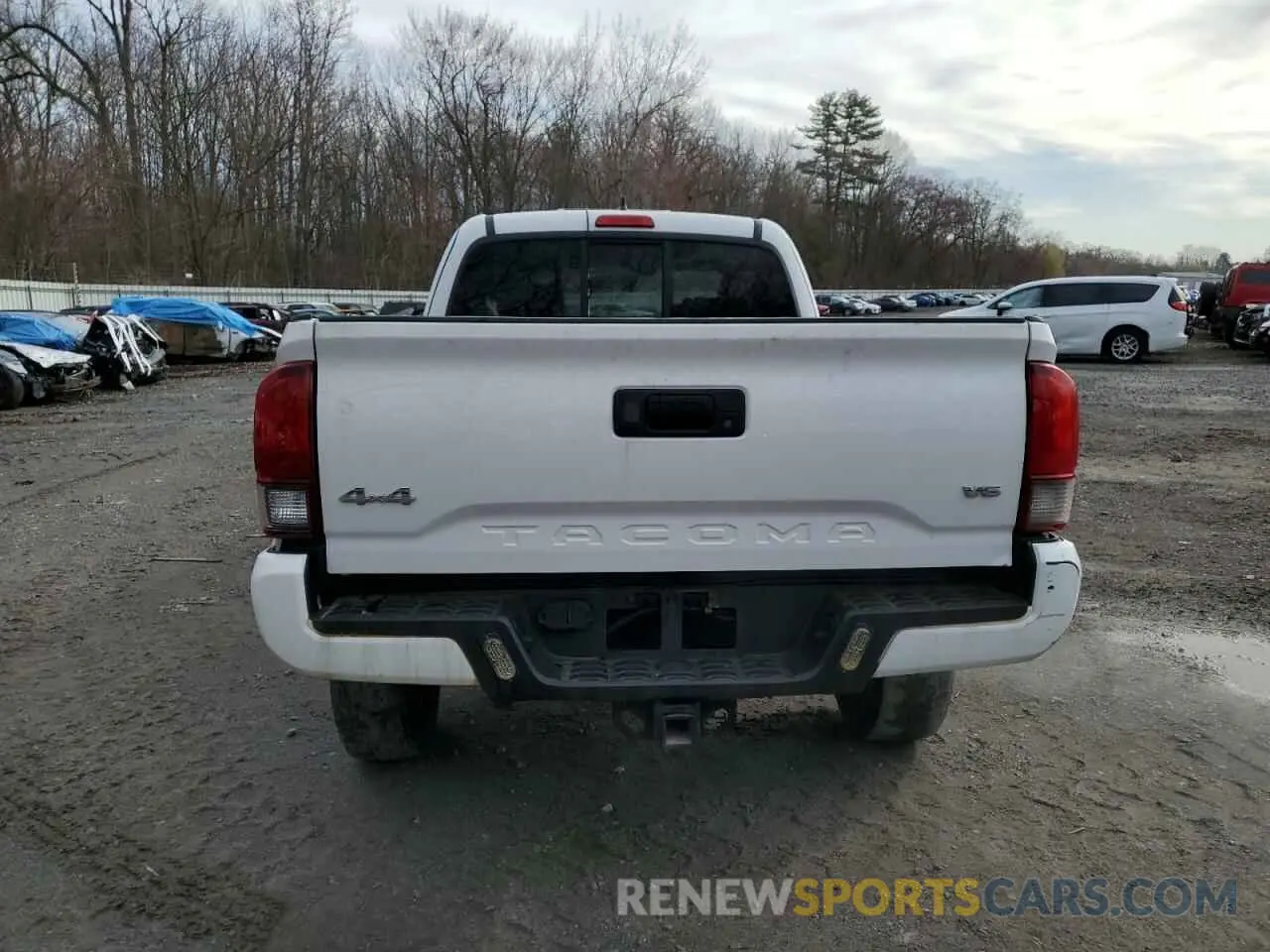 6 Photograph of a damaged car 5TFSZ5AN5KX198803 TOYOTA TACOMA 2019