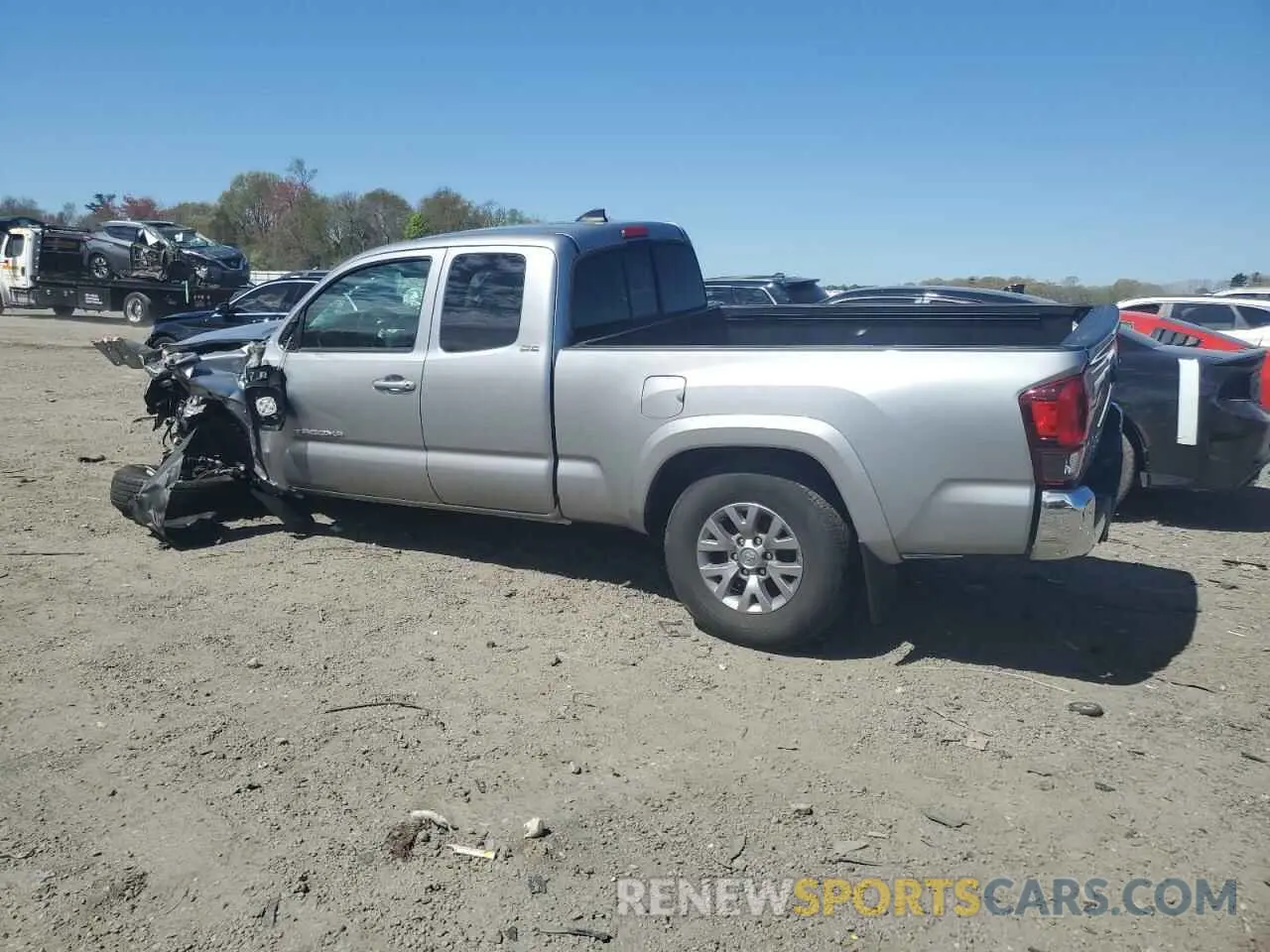 2 Photograph of a damaged car 5TFSZ5AN5KX202901 TOYOTA TACOMA 2019