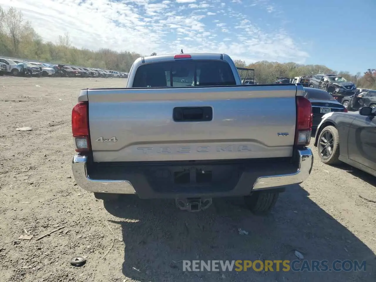 6 Photograph of a damaged car 5TFSZ5AN5KX202901 TOYOTA TACOMA 2019