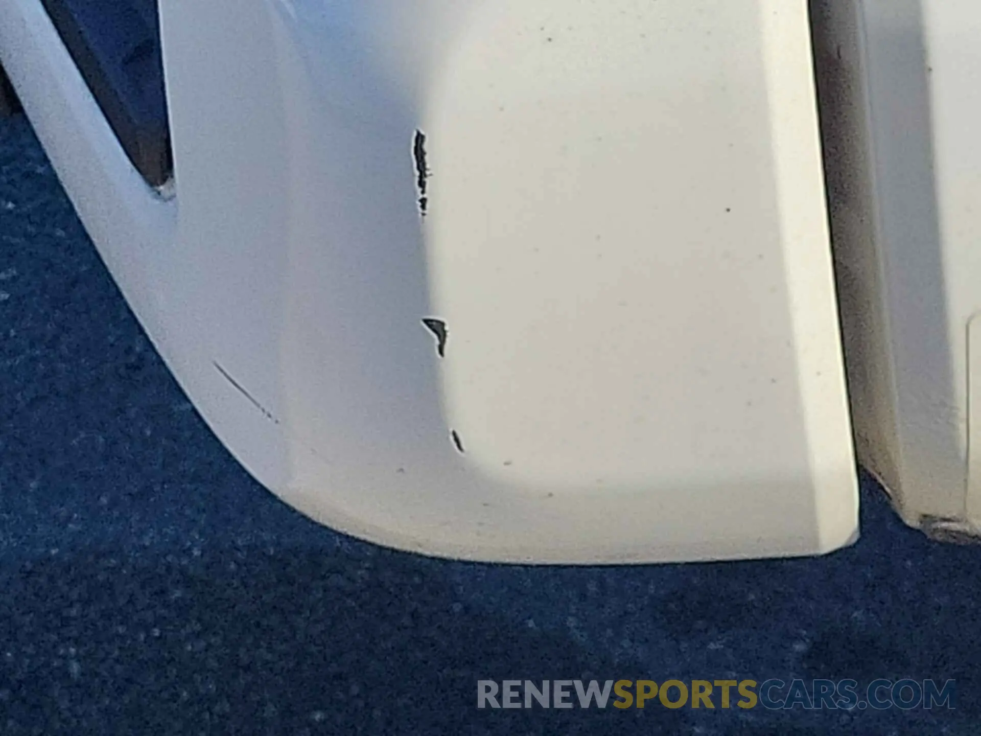 13 Photograph of a damaged car 5TFSZ5AN6KX183923 TOYOTA TACOMA 2019
