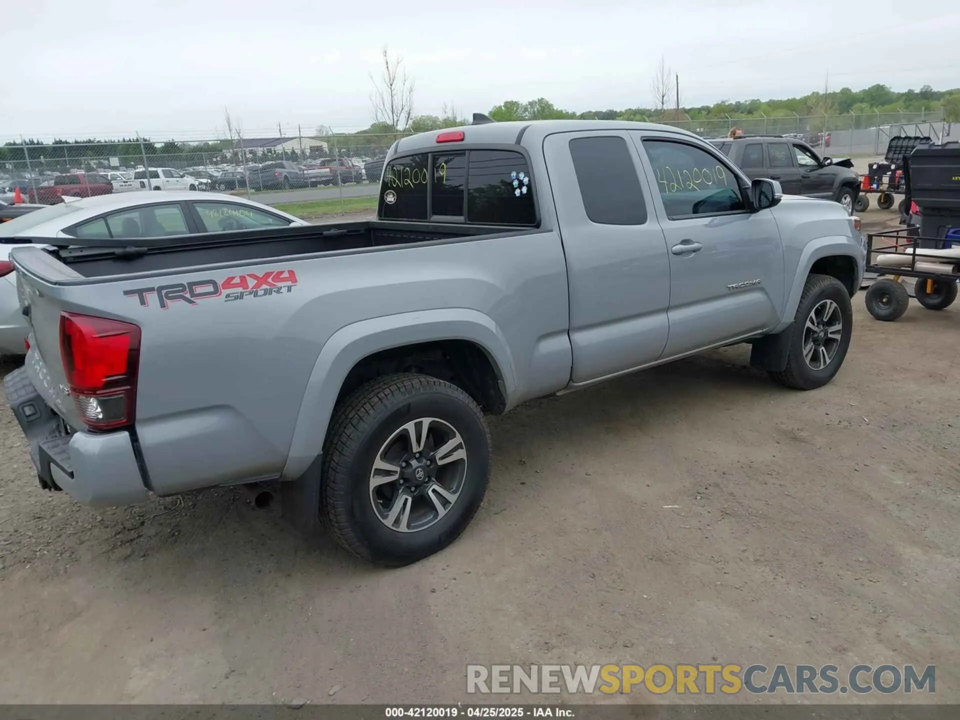 4 Photograph of a damaged car 5TFSZ5AN7KX189780 TOYOTA TACOMA 2019