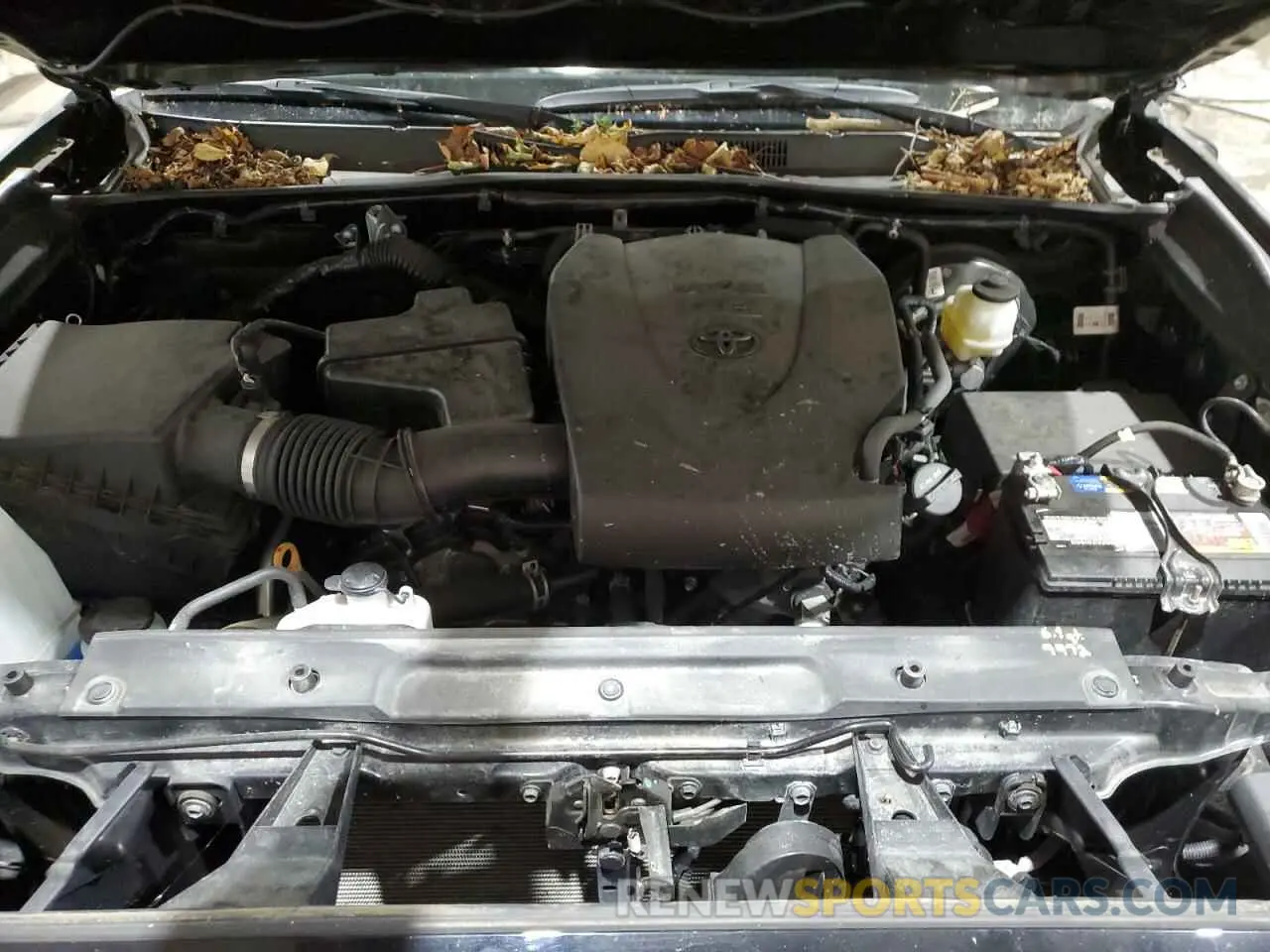 11 Photograph of a damaged car 5TFSZ5AN7KX207467 TOYOTA TACOMA 2019