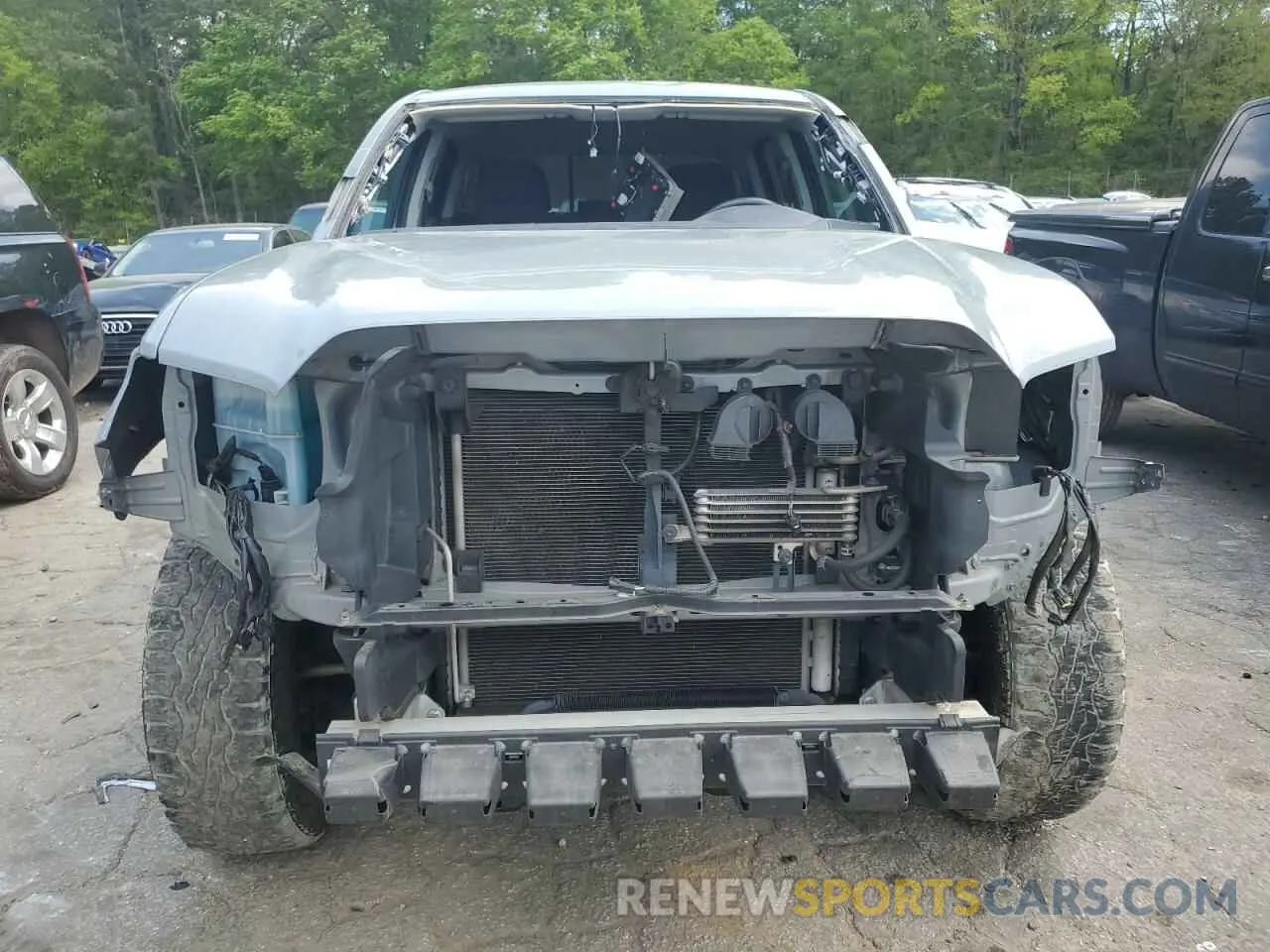 5 Photograph of a damaged car 3TMAZ5CN0LM117206 TOYOTA TACOMA 2020
