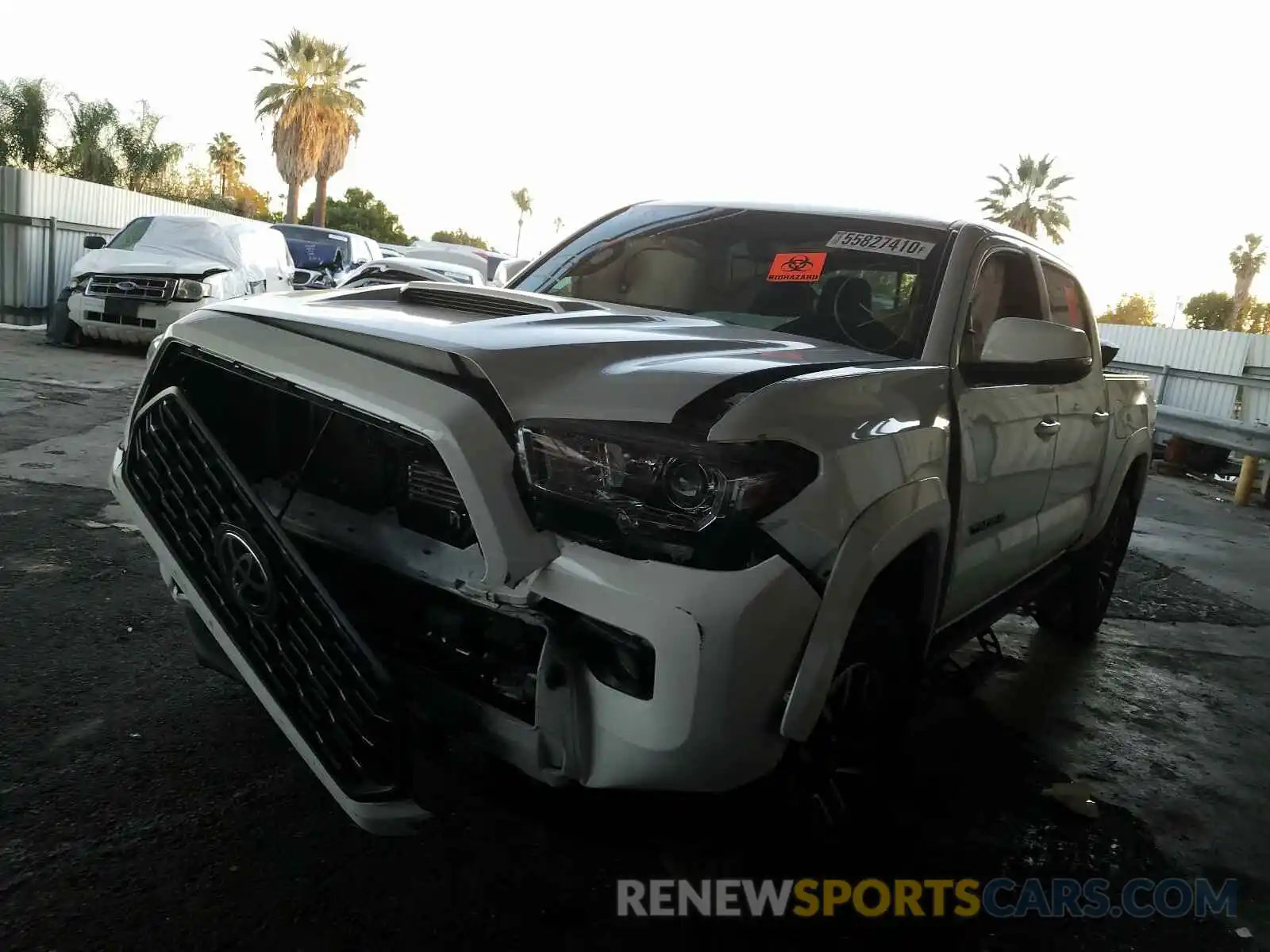 2 Photograph of a damaged car 3TMAZ5CN1LM122477 TOYOTA TACOMA 2020