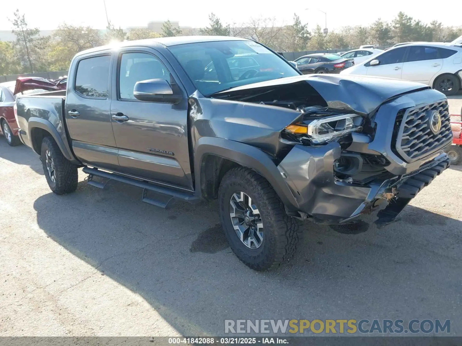 1 Photograph of a damaged car 3TMAZ5CN2LM115568 TOYOTA TACOMA 2020