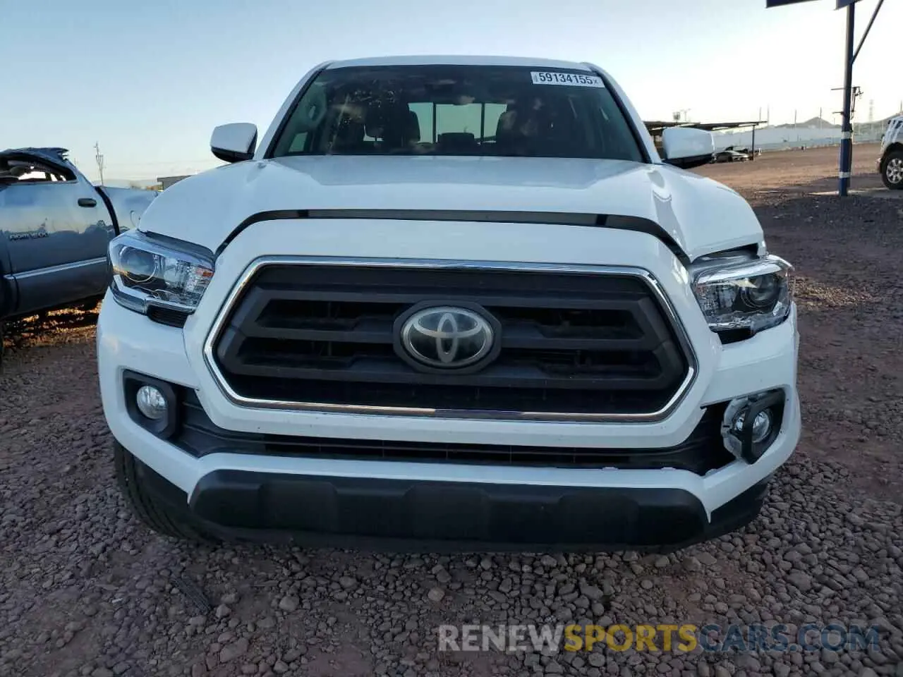 5 Photograph of a damaged car 3TMAZ5CN2LM115831 TOYOTA TACOMA 2020