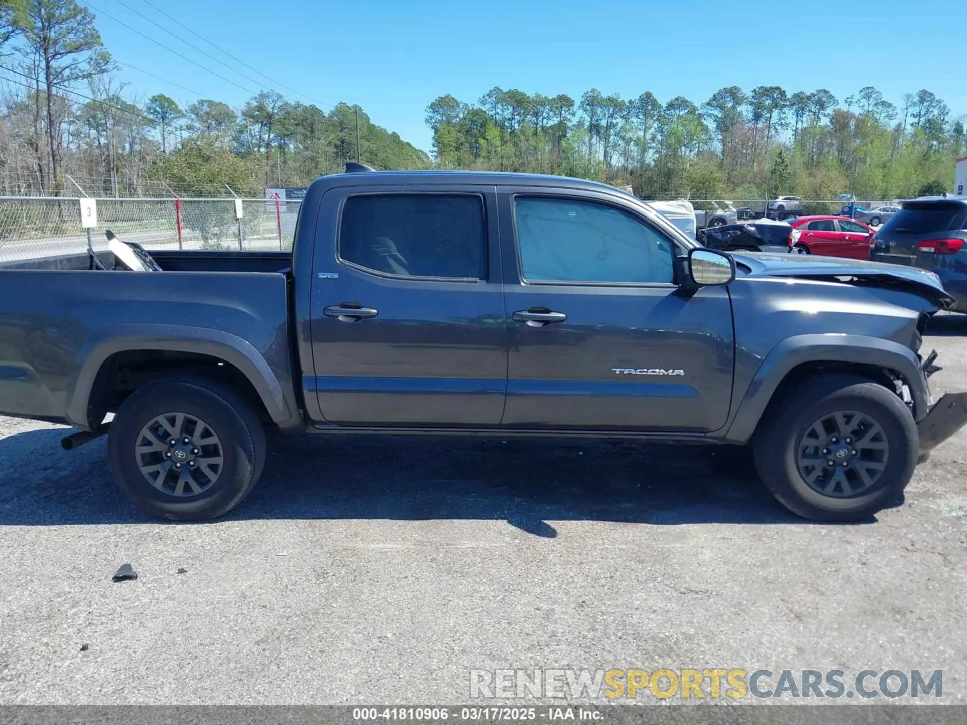 13 Photograph of a damaged car 3TMAZ5CN2LM116526 TOYOTA TACOMA 2020
