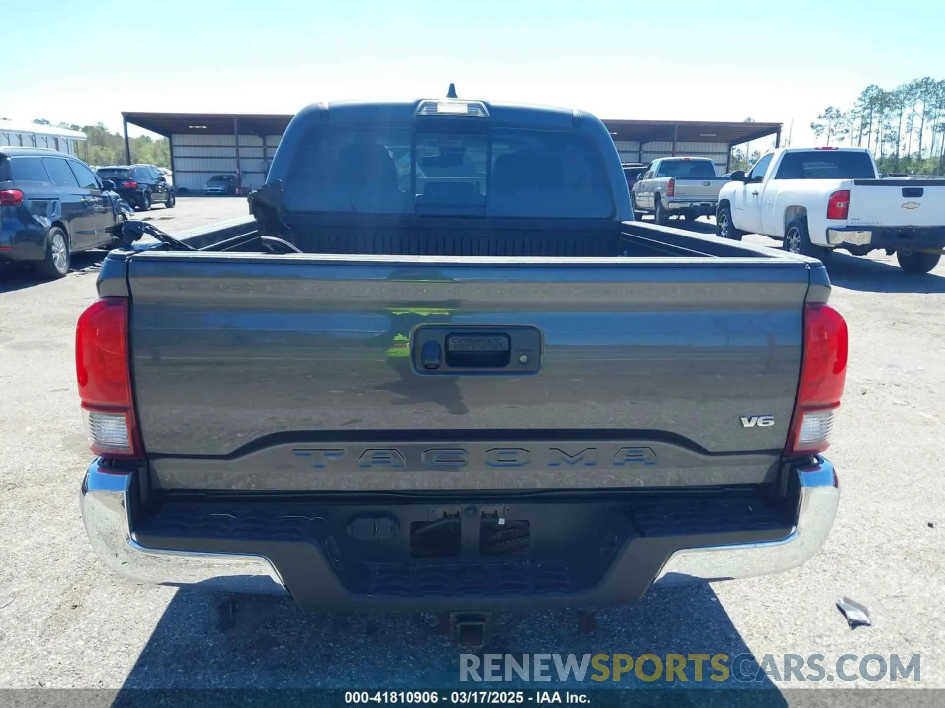 16 Photograph of a damaged car 3TMAZ5CN2LM116526 TOYOTA TACOMA 2020