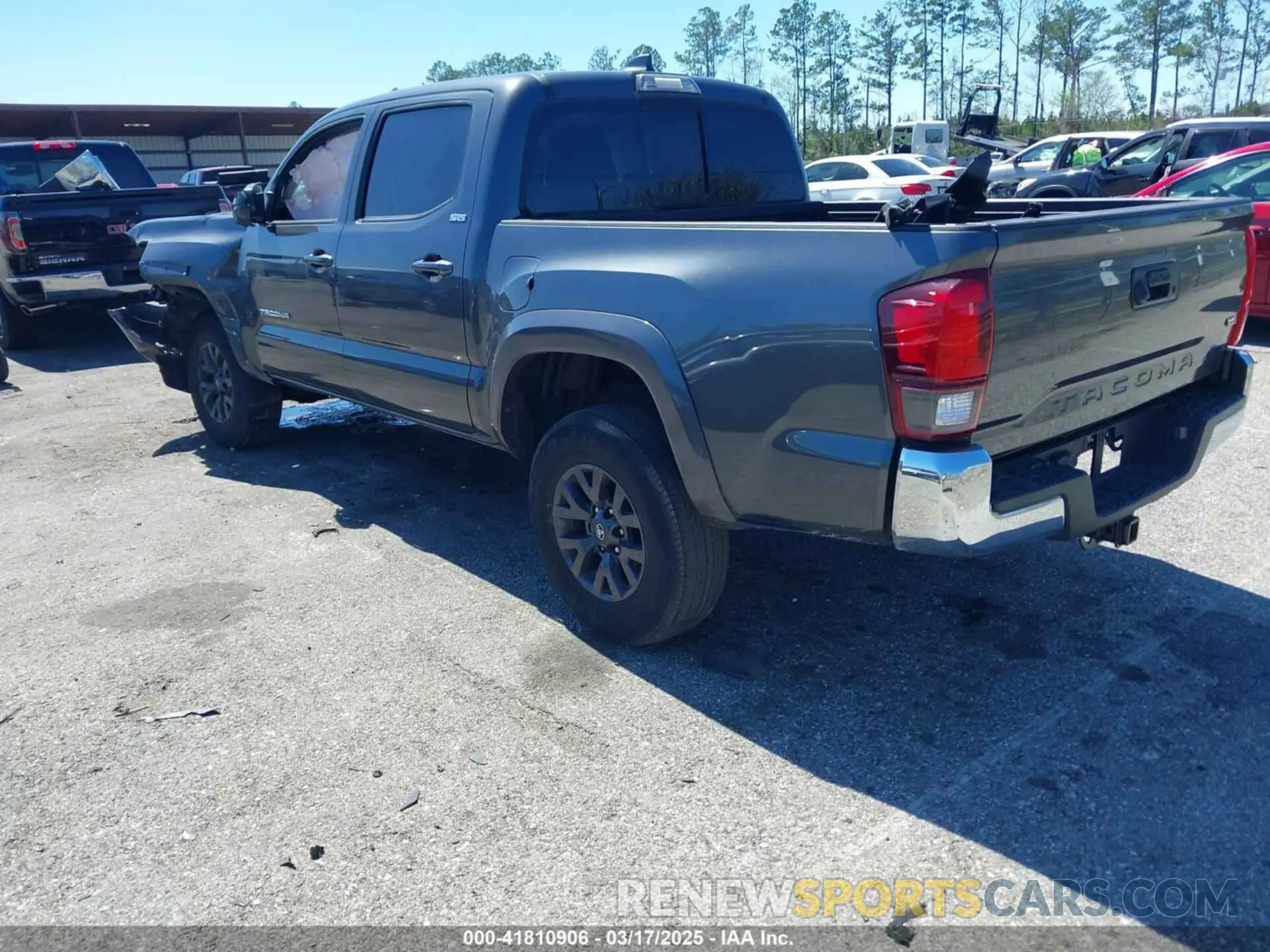 3 Photograph of a damaged car 3TMAZ5CN2LM116526 TOYOTA TACOMA 2020