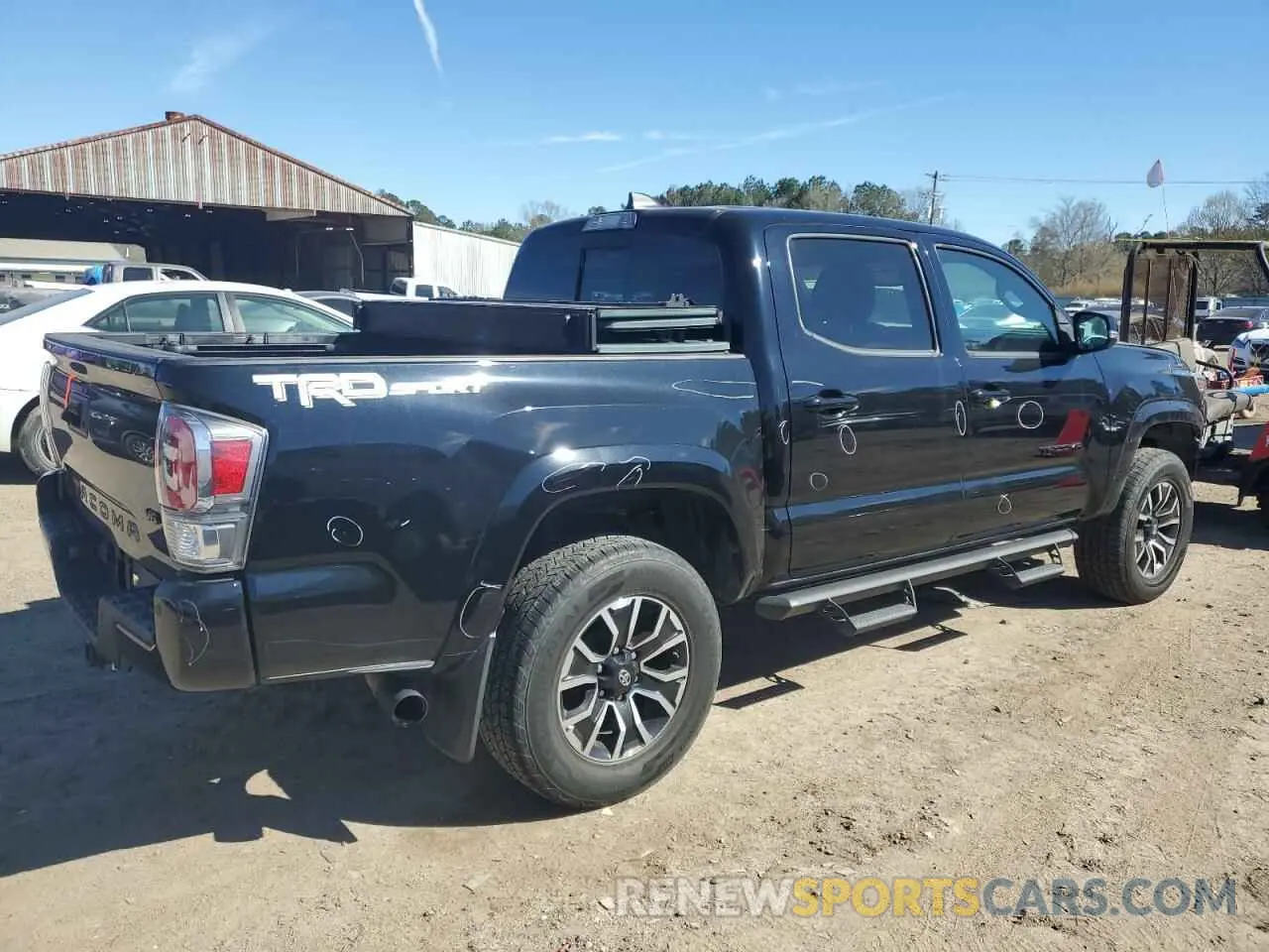 3 Photograph of a damaged car 3TMAZ5CN2LM124397 TOYOTA TACOMA 2020