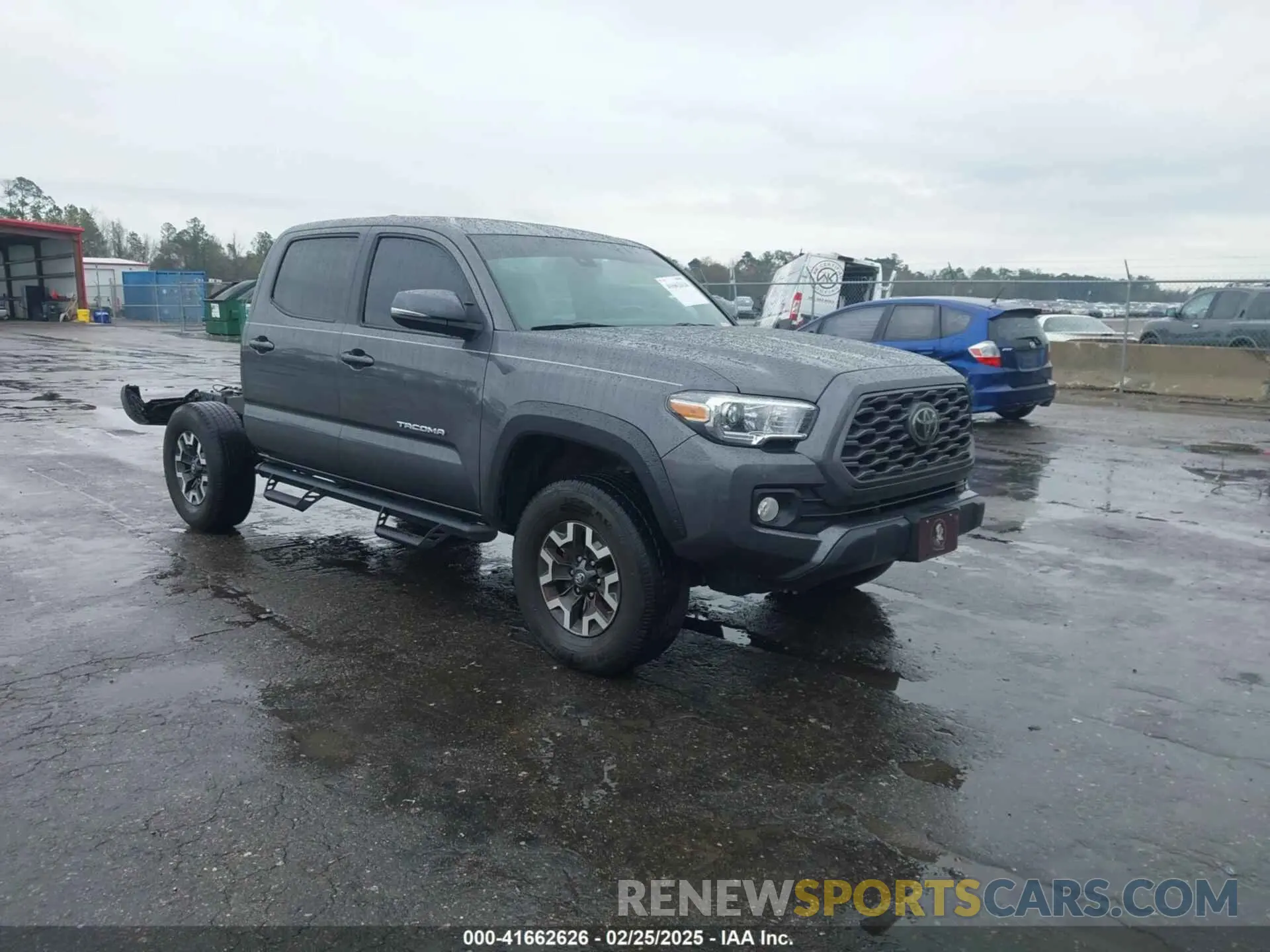 1 Photograph of a damaged car 3TMAZ5CN3LM124599 TOYOTA TACOMA 2020