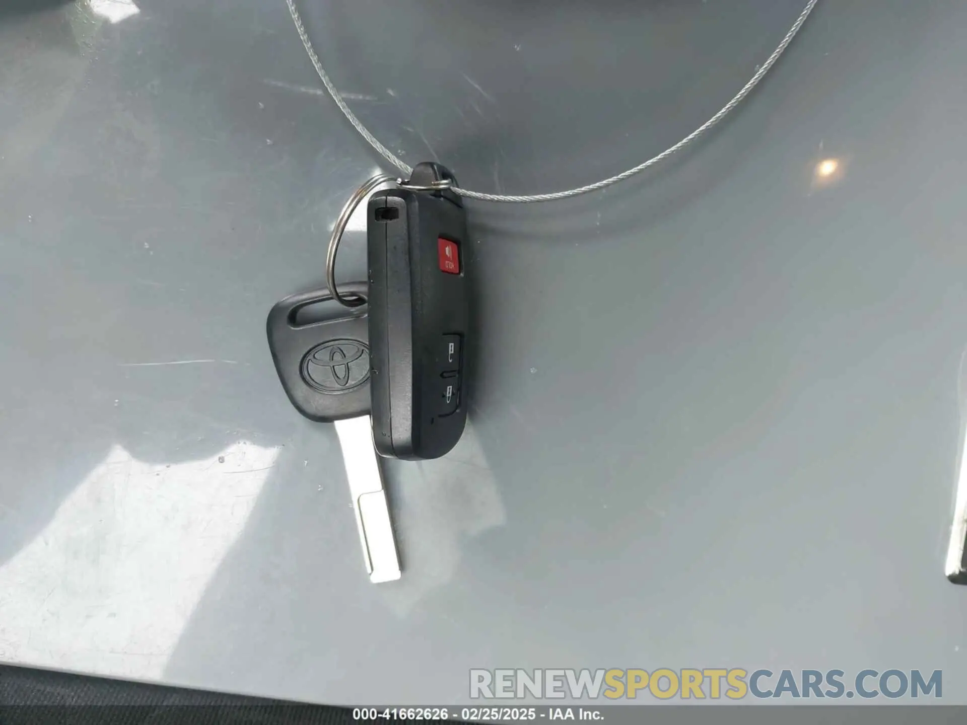 11 Photograph of a damaged car 3TMAZ5CN3LM124599 TOYOTA TACOMA 2020