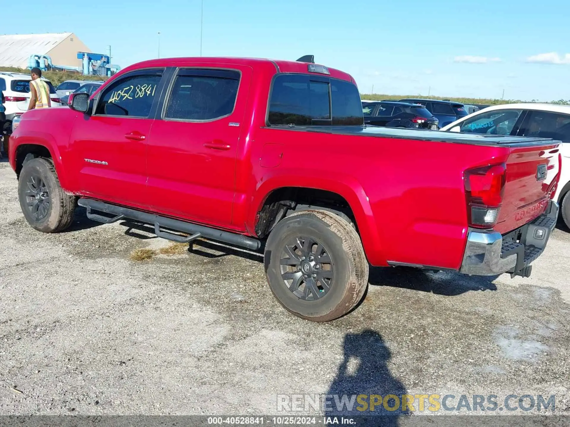 3 Photograph of a damaged car 3TMAZ5CN4LM135093 TOYOTA TACOMA 2020