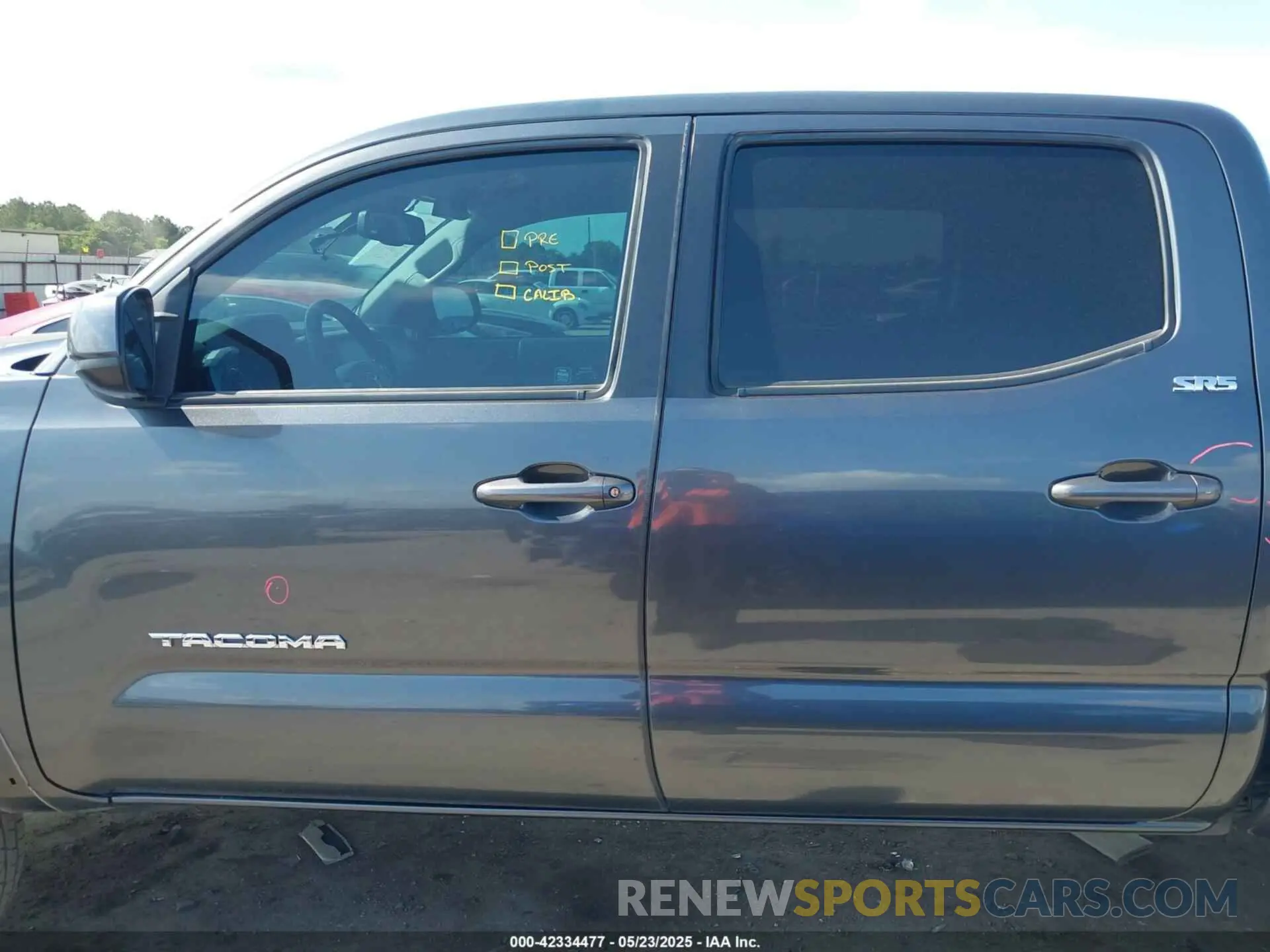 15 Photograph of a damaged car 3TMAZ5CN5LM140383 TOYOTA TACOMA 2020
