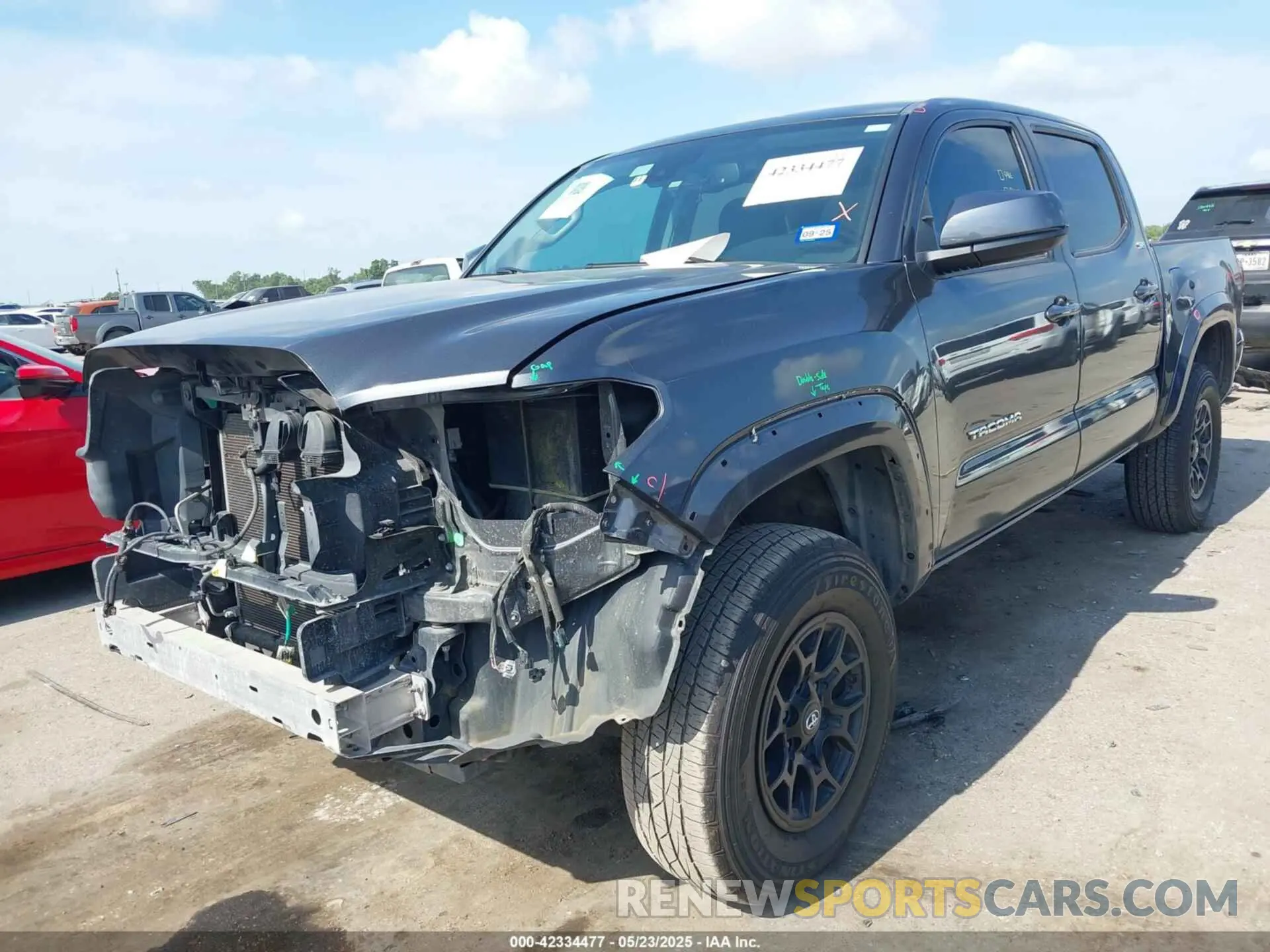 2 Photograph of a damaged car 3TMAZ5CN5LM140383 TOYOTA TACOMA 2020