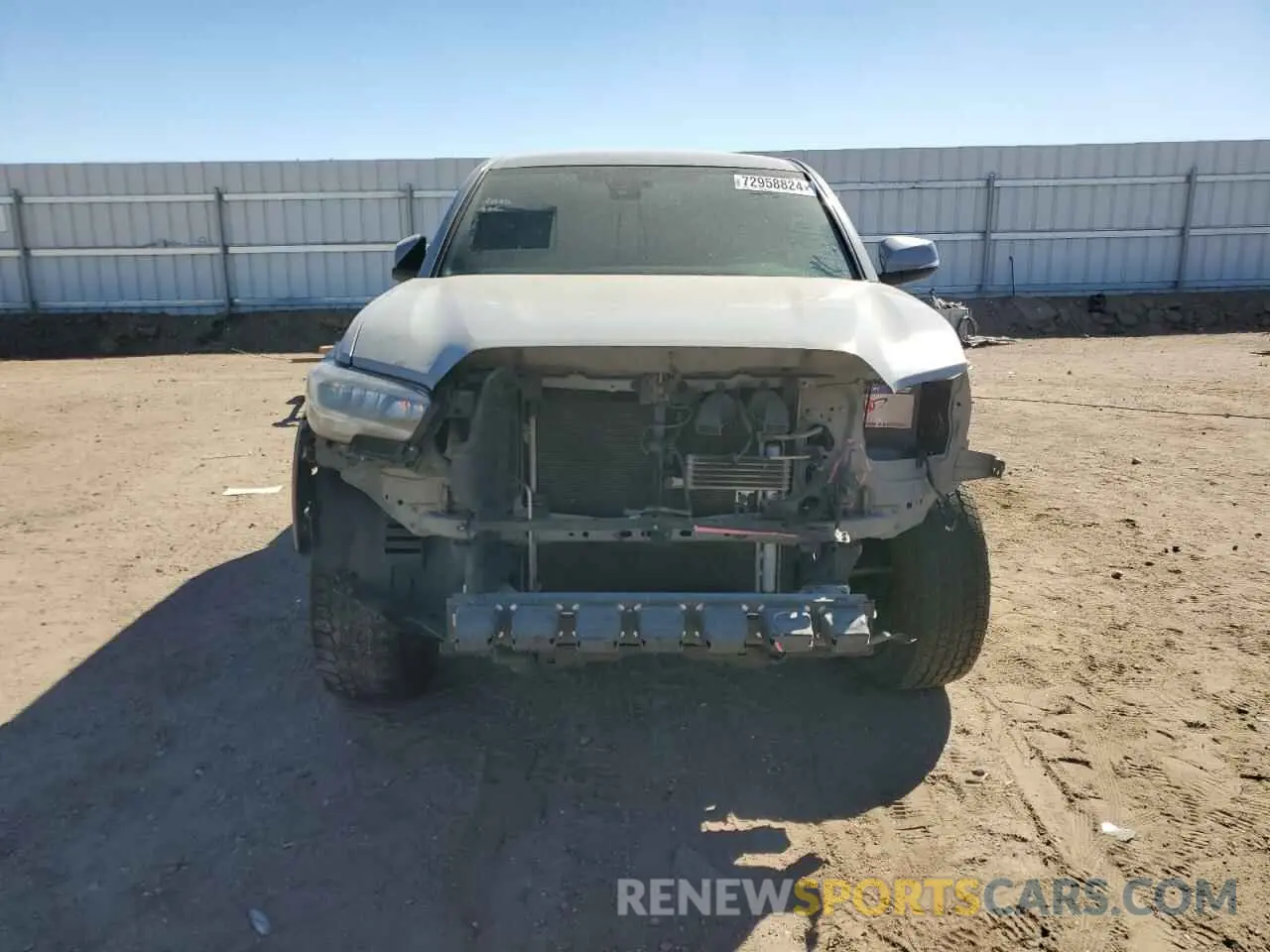 5 Photograph of a damaged car 3TMAZ5CN6LM117100 TOYOTA TACOMA 2020