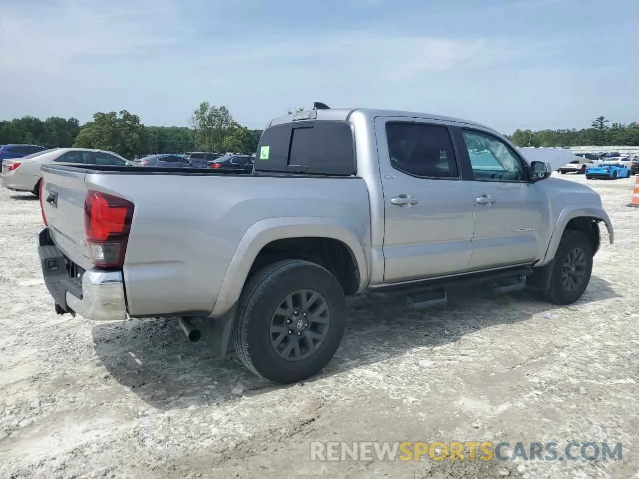 3 Photograph of a damaged car 3TMAZ5CN6LM123043 TOYOTA TACOMA 2020