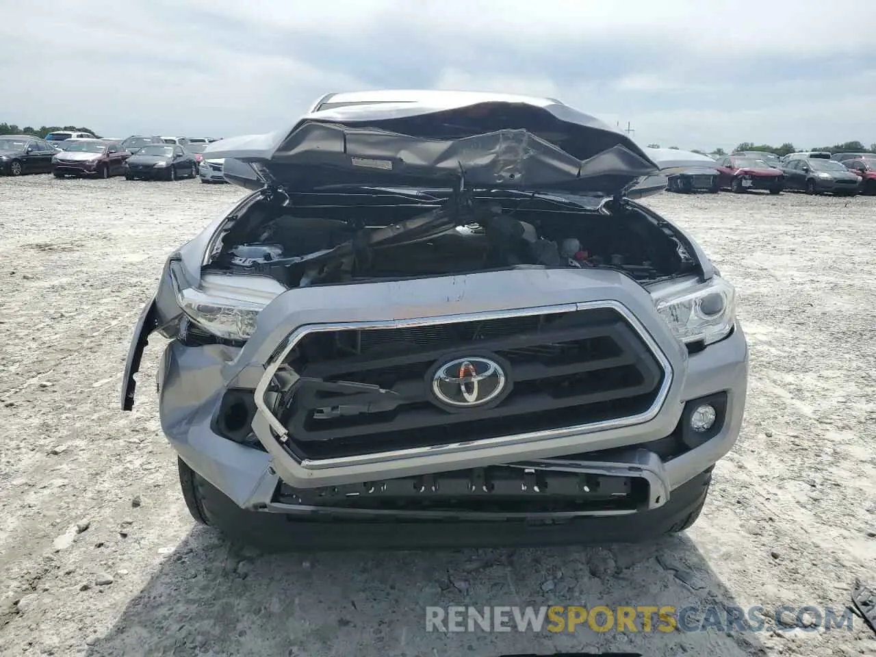 5 Photograph of a damaged car 3TMAZ5CN6LM123043 TOYOTA TACOMA 2020