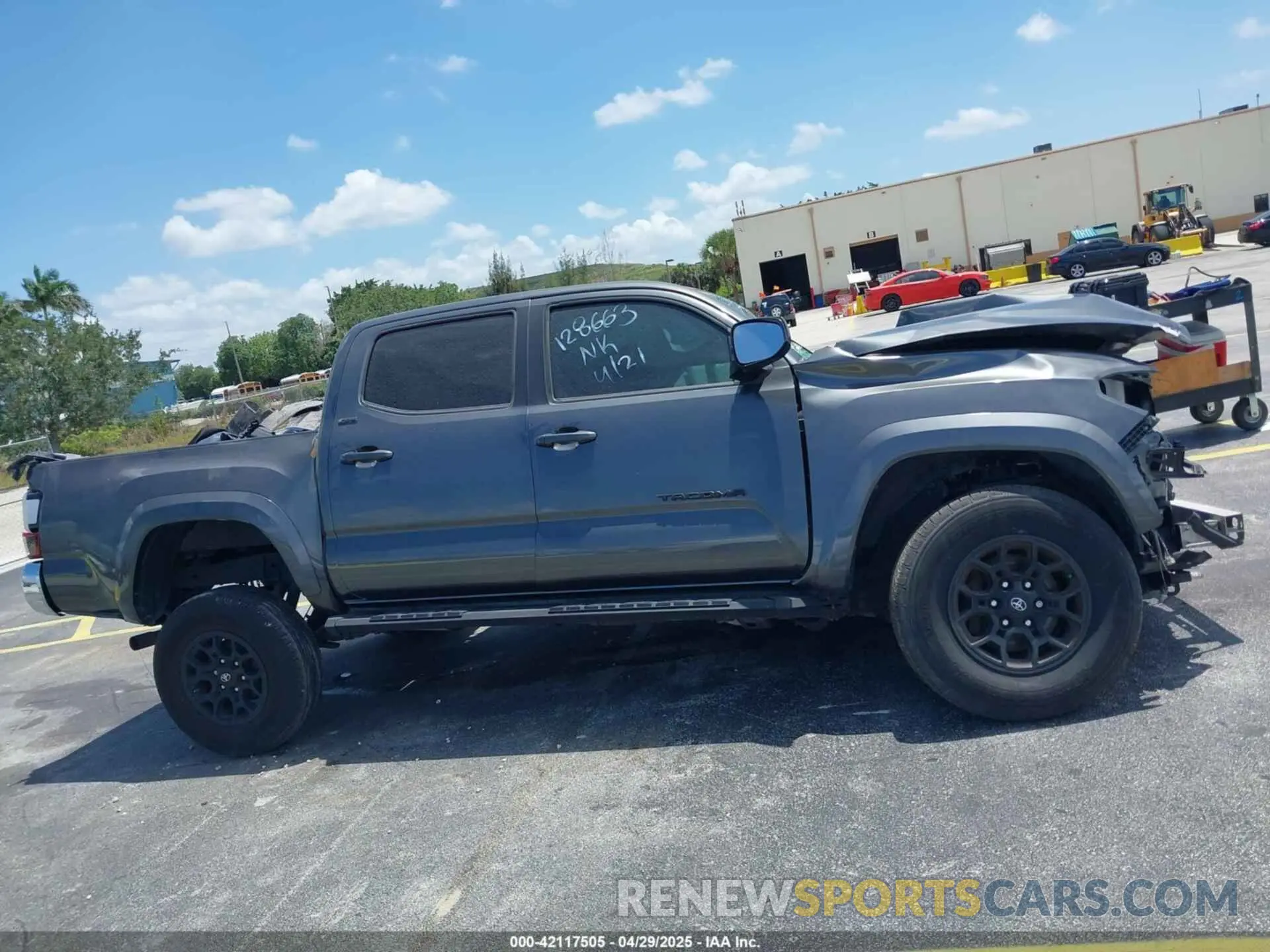 12 Photograph of a damaged car 3TMAZ5CN6LM128663 TOYOTA TACOMA 2020