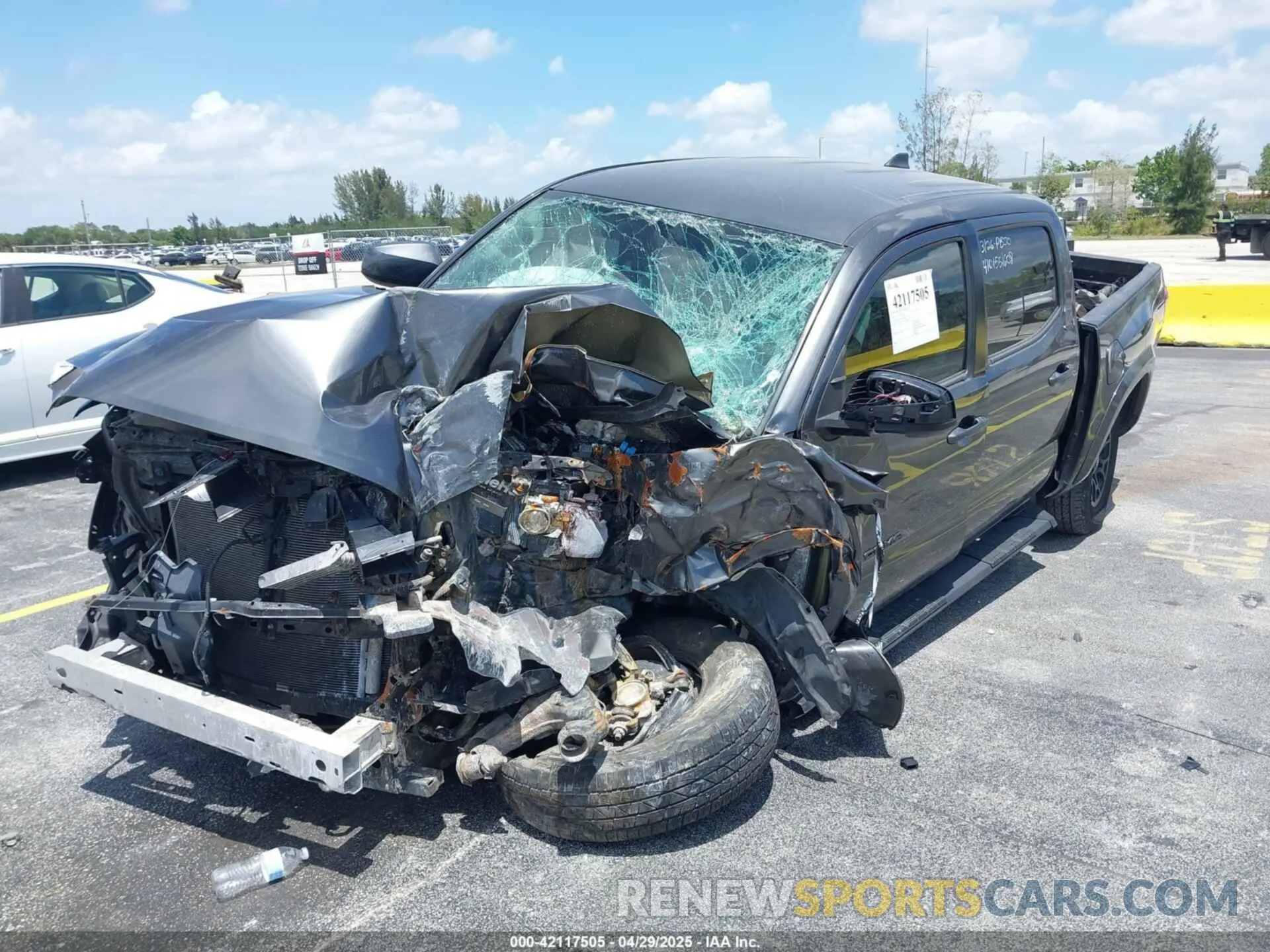 6 Photograph of a damaged car 3TMAZ5CN6LM128663 TOYOTA TACOMA 2020