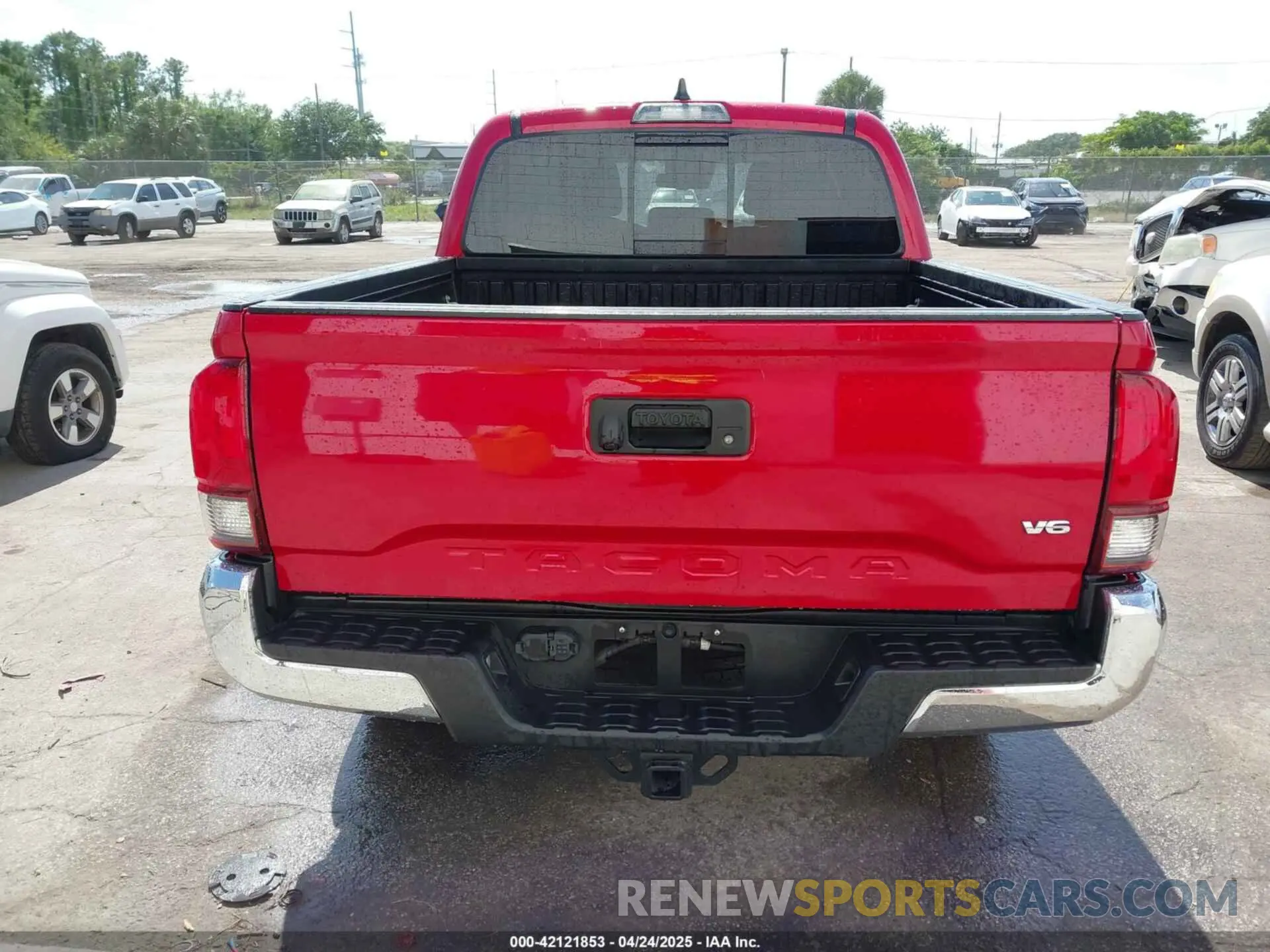 16 Photograph of a damaged car 3TMAZ5CN6LM134401 TOYOTA TACOMA 2020