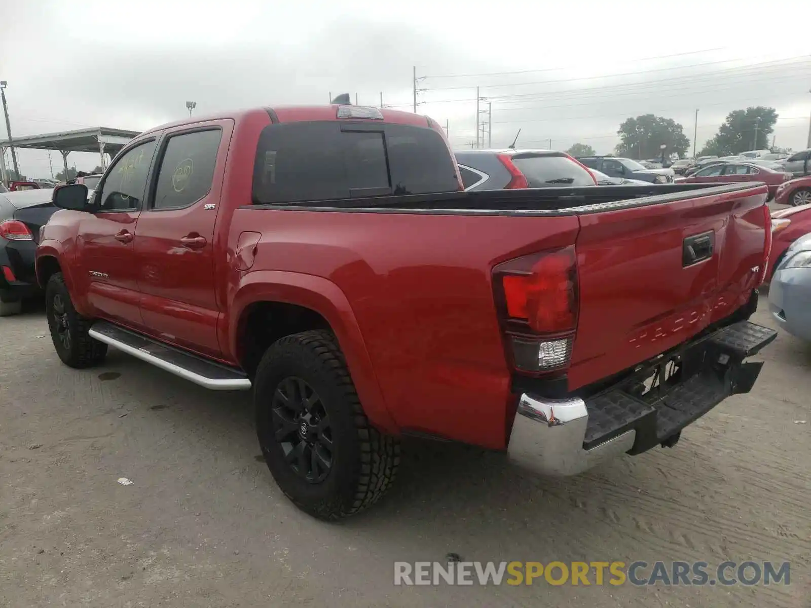 3 Photograph of a damaged car 3TMAZ5CN7LM115825 TOYOTA TACOMA 2020