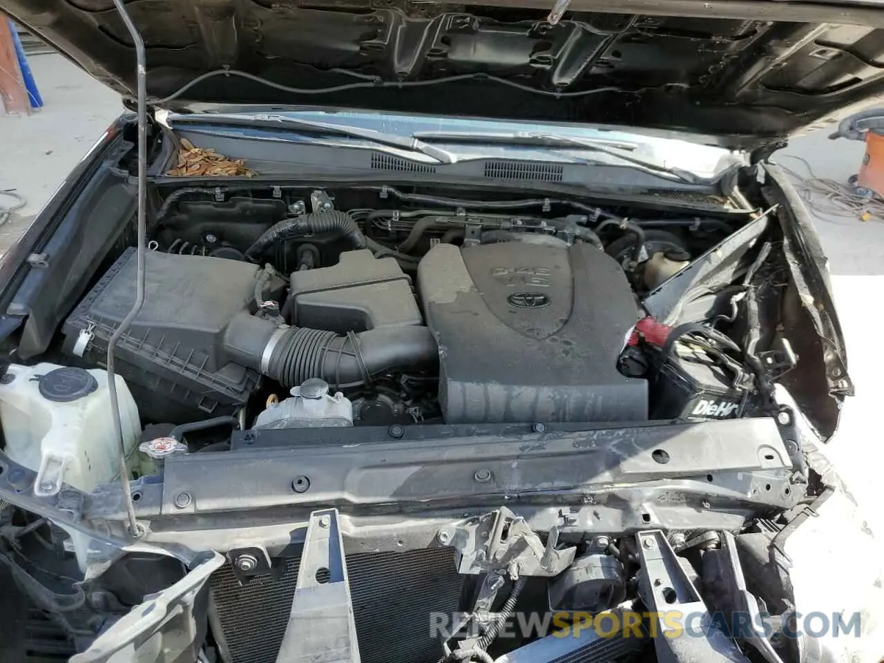 11 Photograph of a damaged car 3TMAZ5CN7LM120507 TOYOTA TACOMA 2020